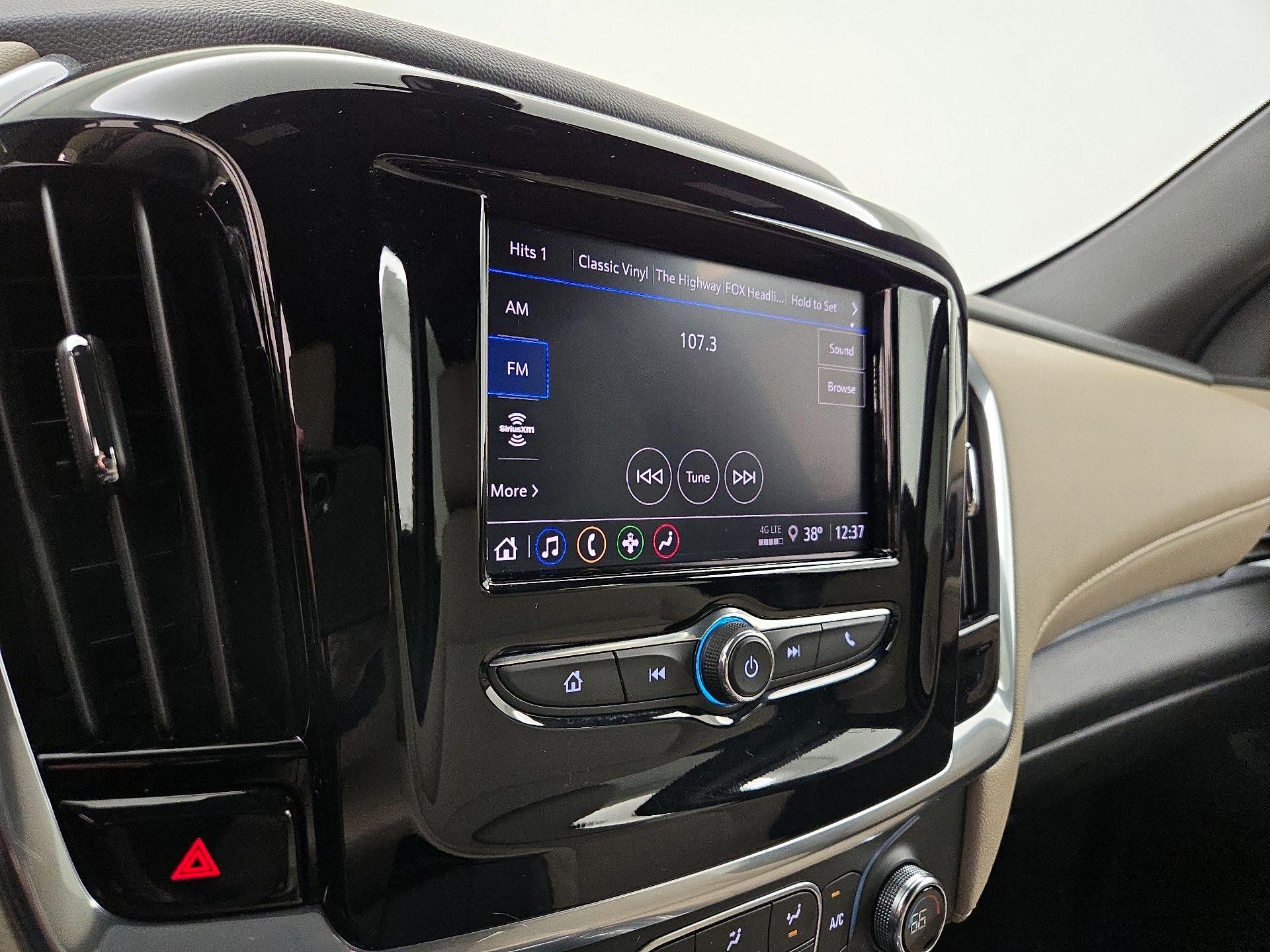 Thumbnail: 2023 Chevrolet Traverse - 15