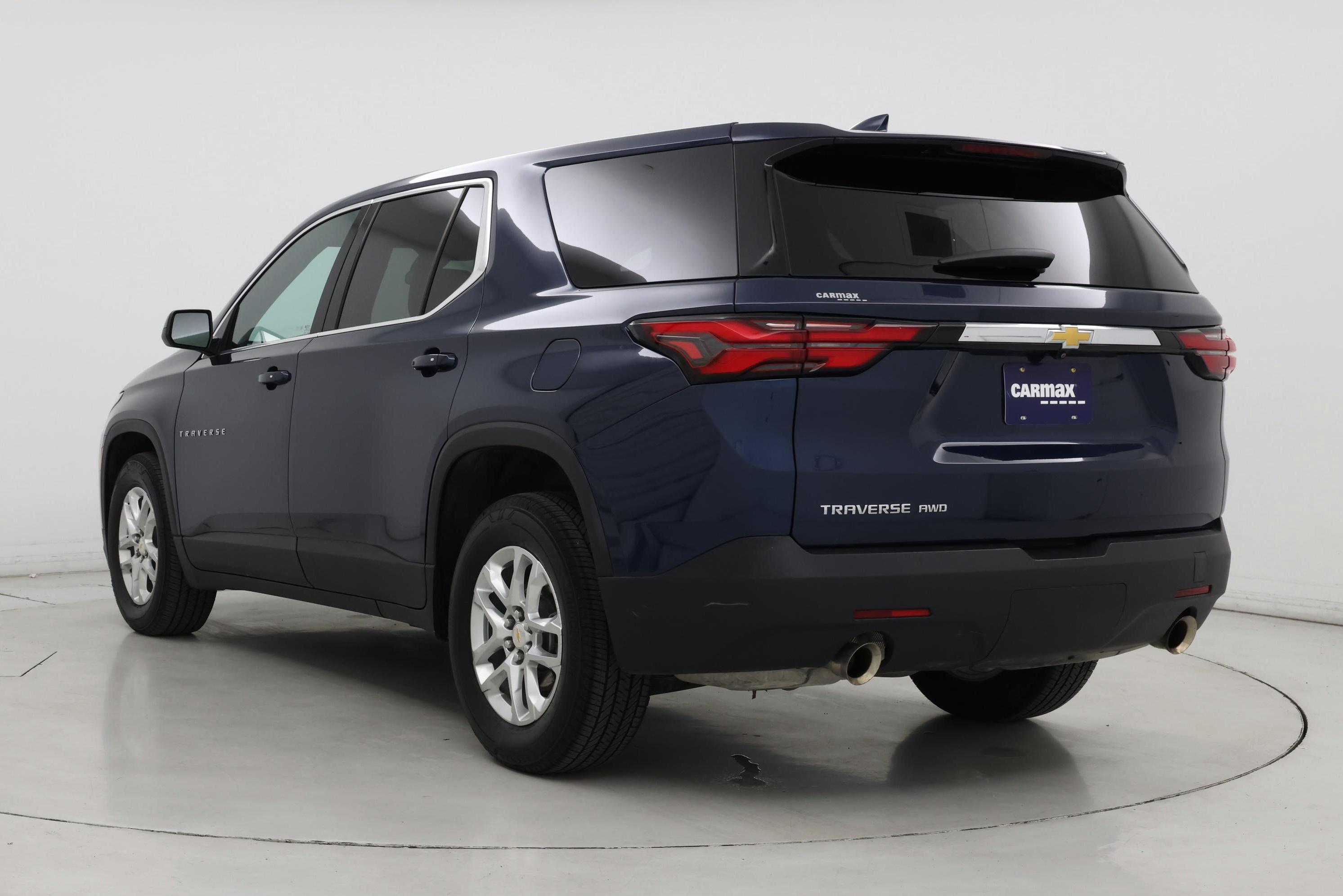 Thumbnail: 2023 Chevrolet Traverse - 2