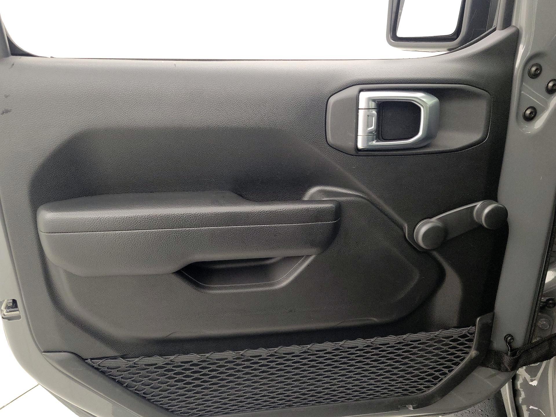 Thumbnail: 2022 Jeep Wrangler - 12