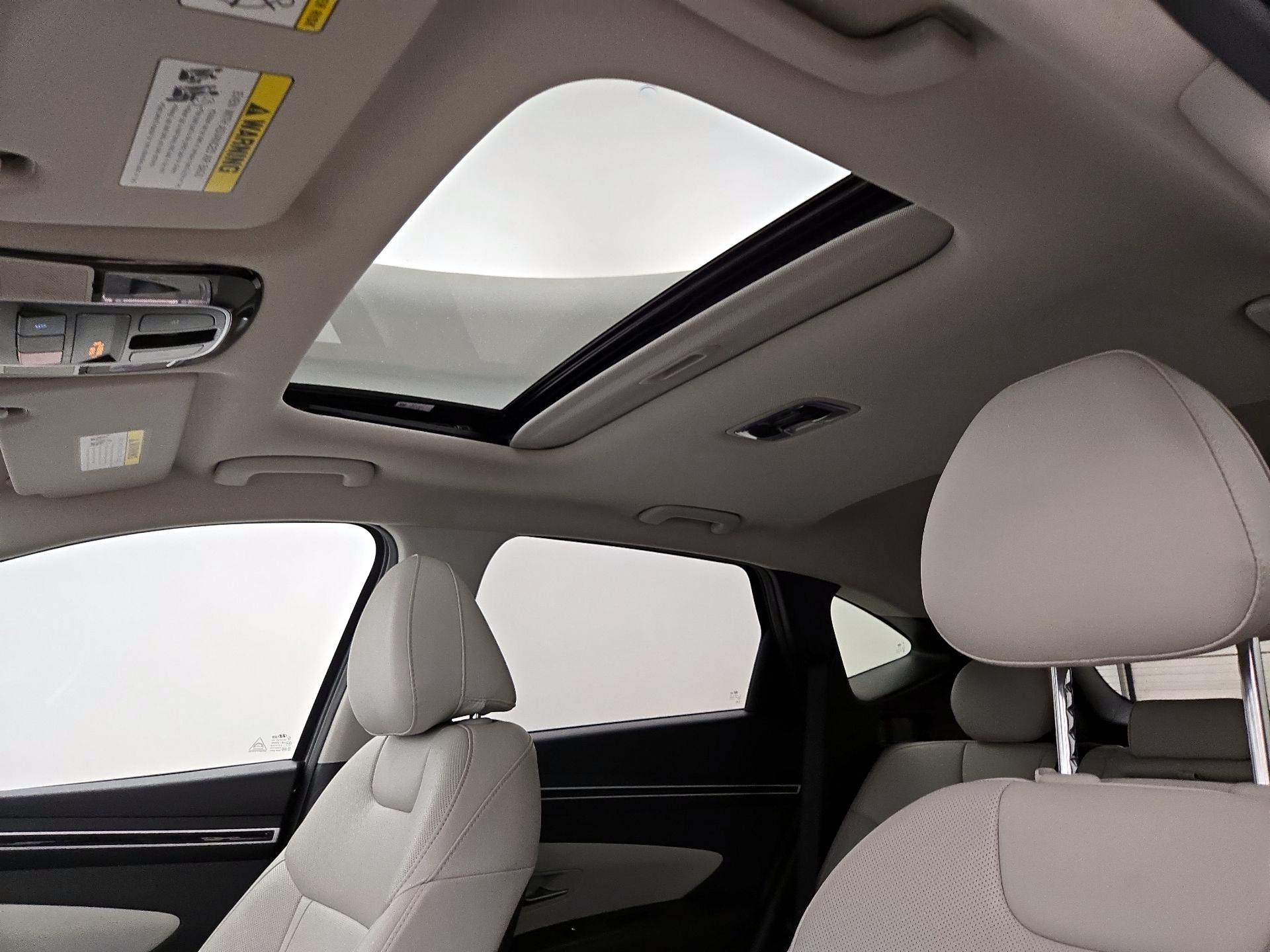 Thumbnail: 2023 Hyundai Tucson - 19