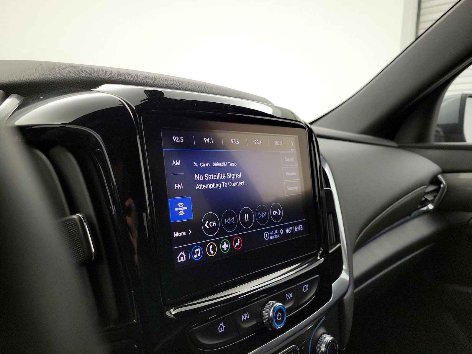 2023 Chevrolet Traverse 1LT - Photo 16