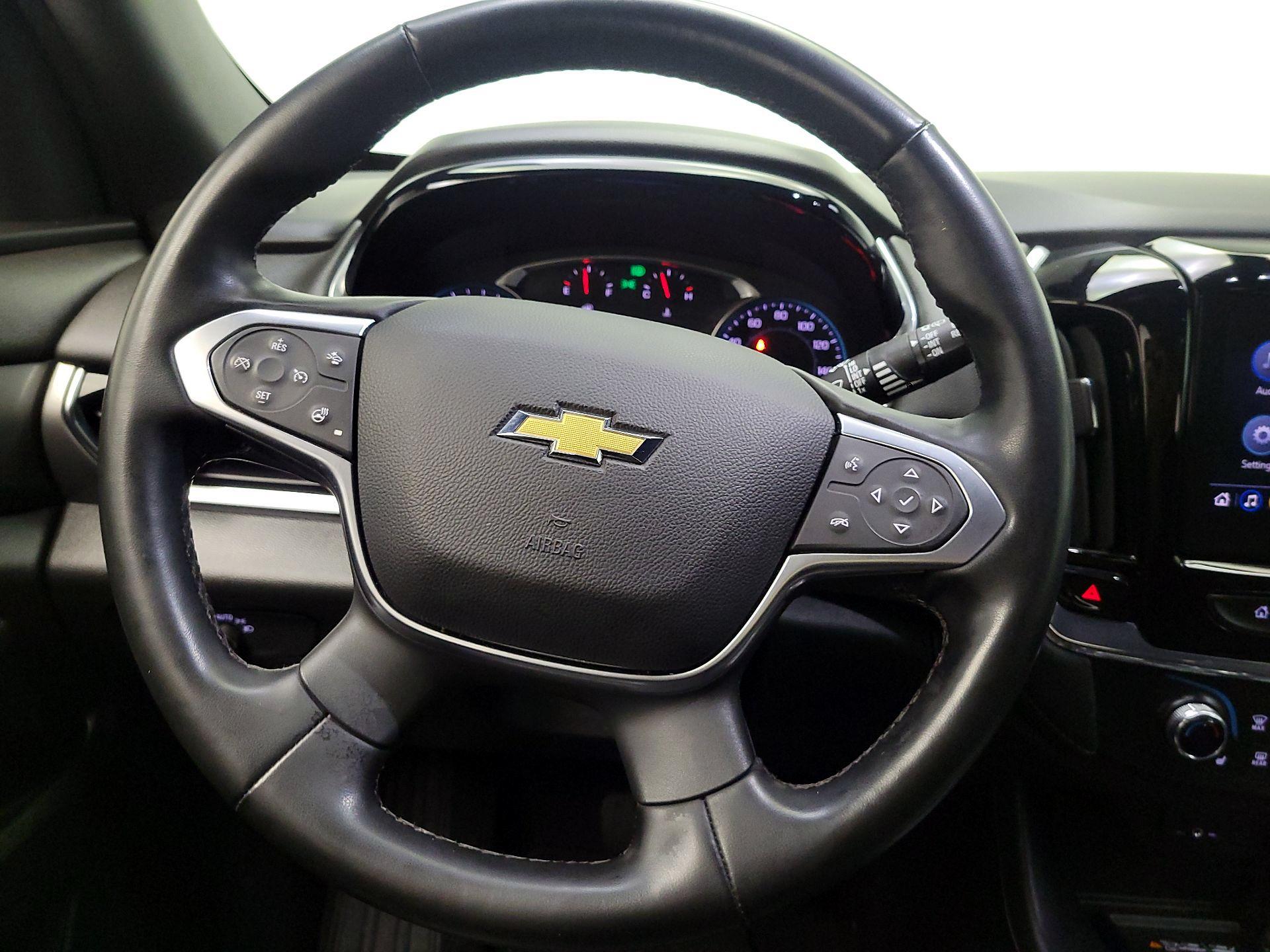 Thumbnail: 2023 Chevrolet Traverse - 10
