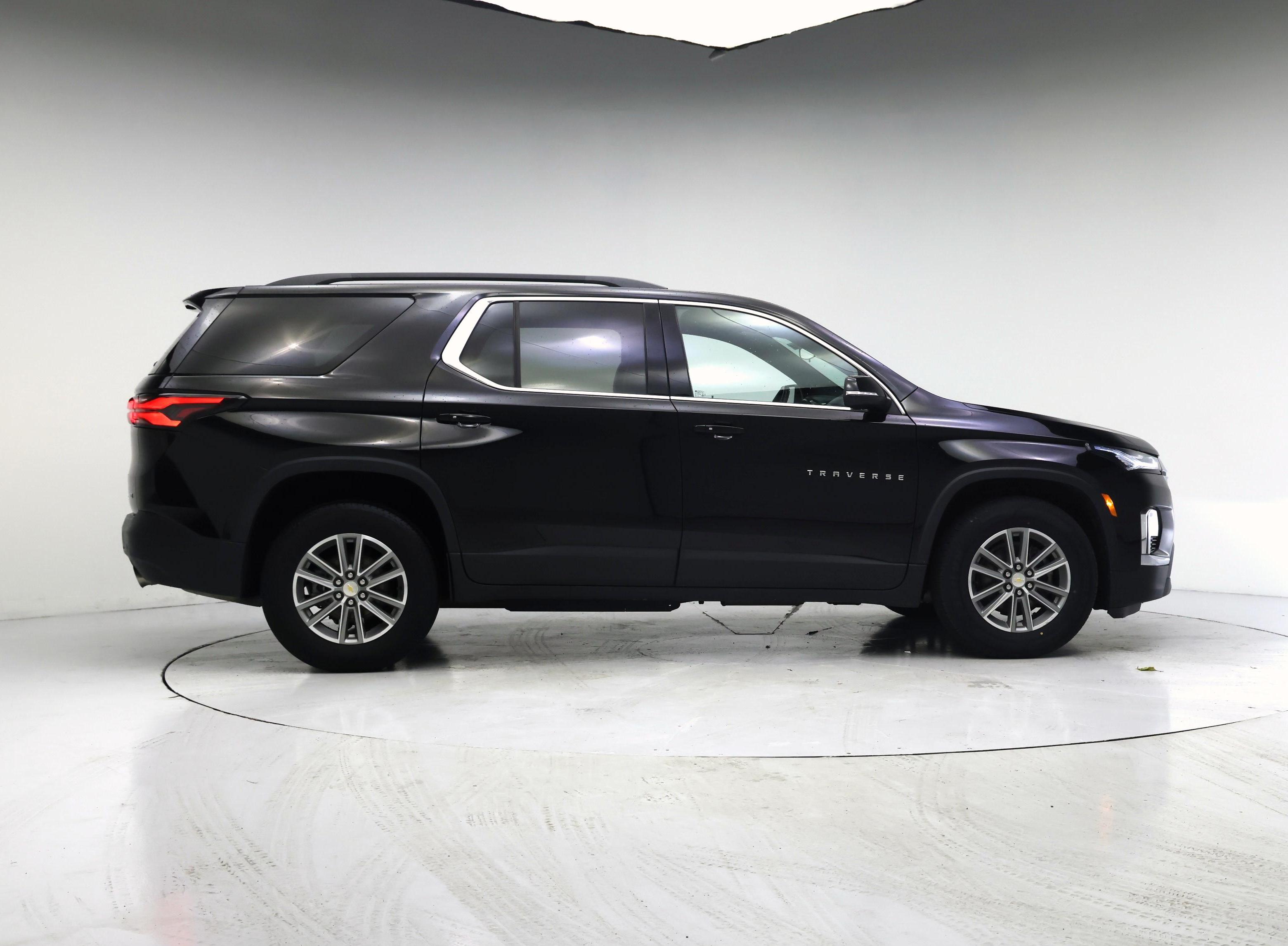 Thumbnail: 2023 Chevrolet Traverse - 7