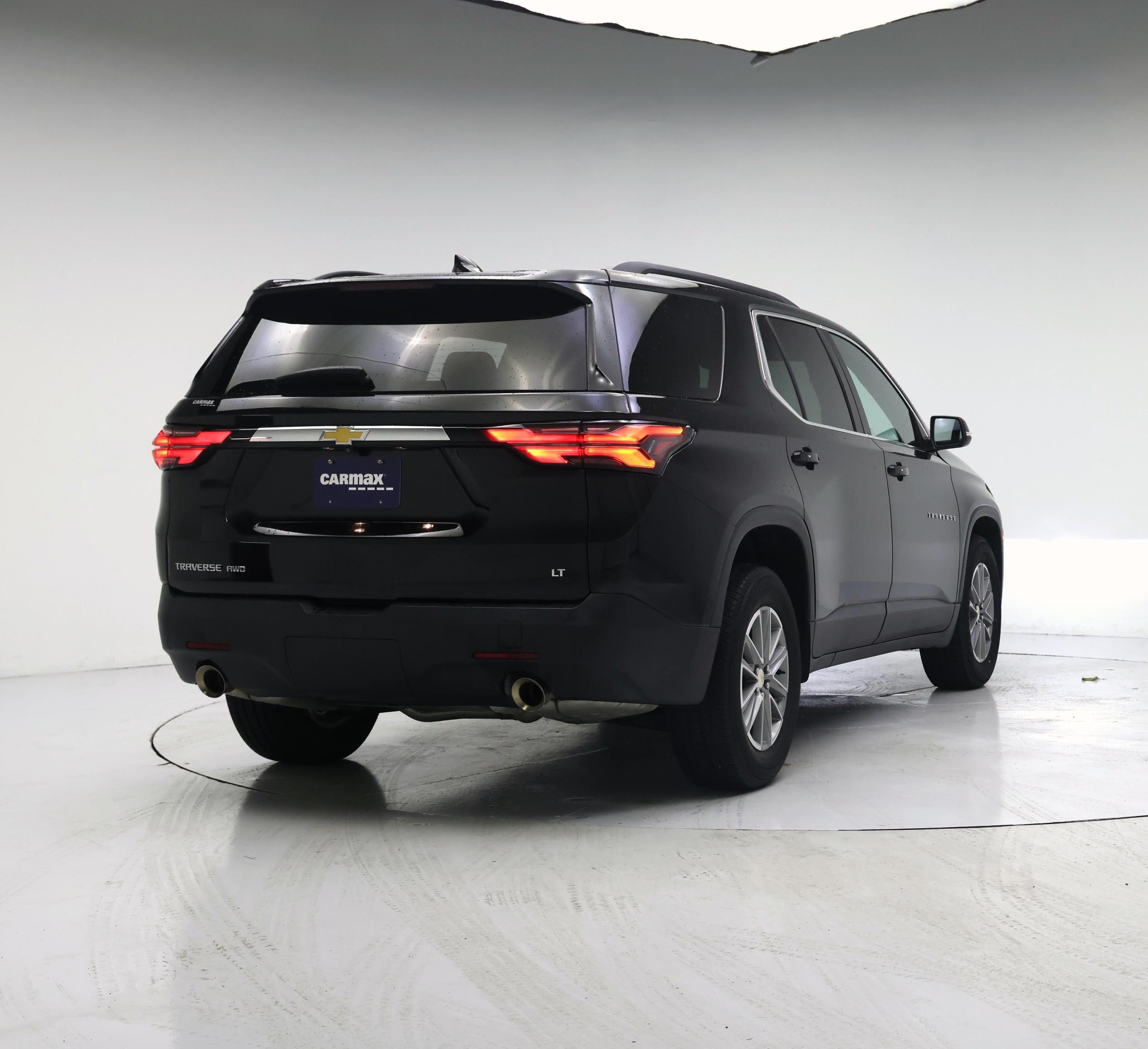 Thumbnail: 2023 Chevrolet Traverse - 8