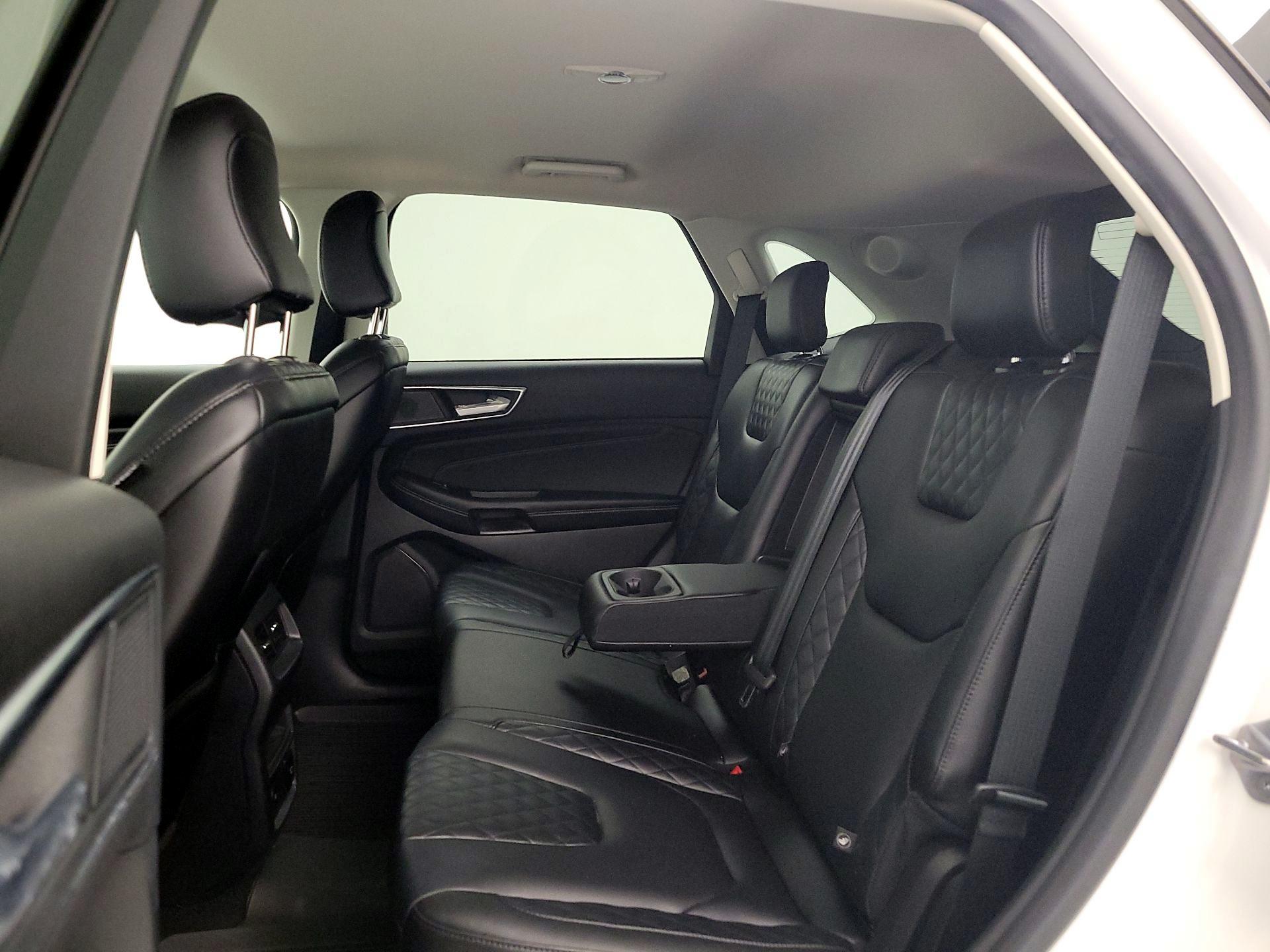 Thumbnail: 2023 Ford Edge - 18