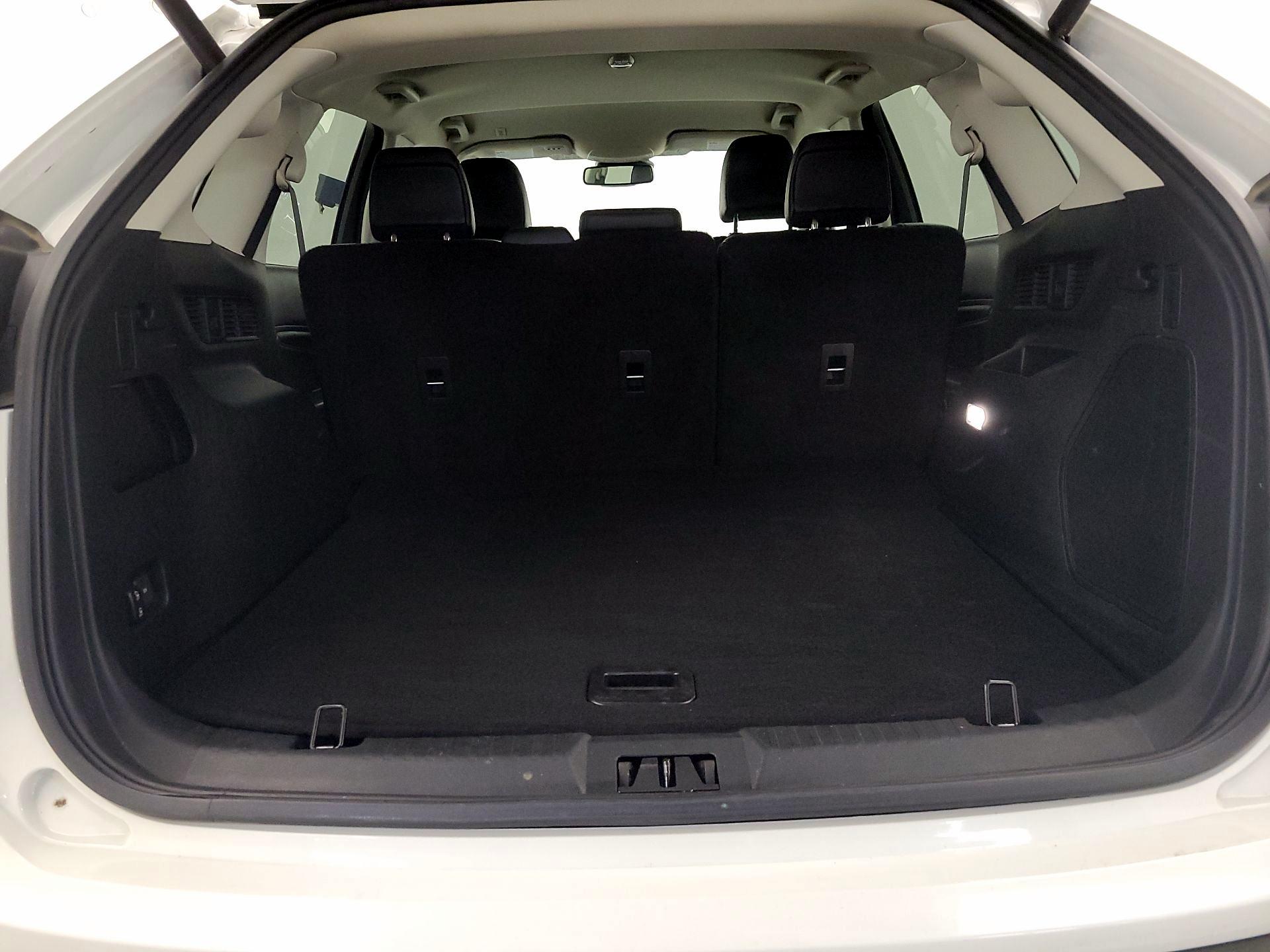 Thumbnail: 2023 Ford Edge - 19