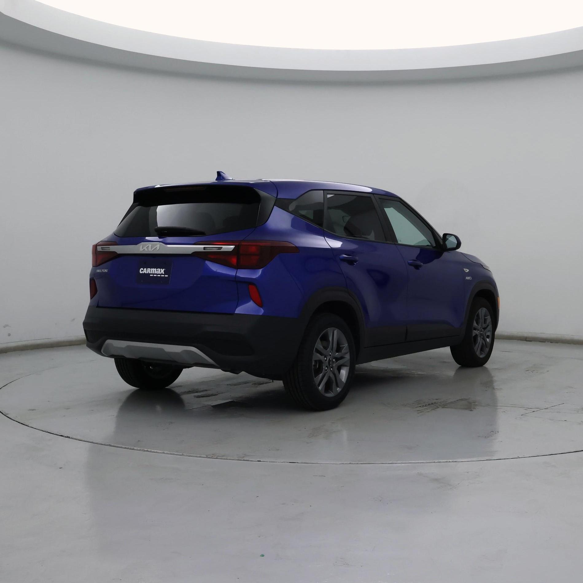 Thumbnail: 2023 Kia Seltos - 8