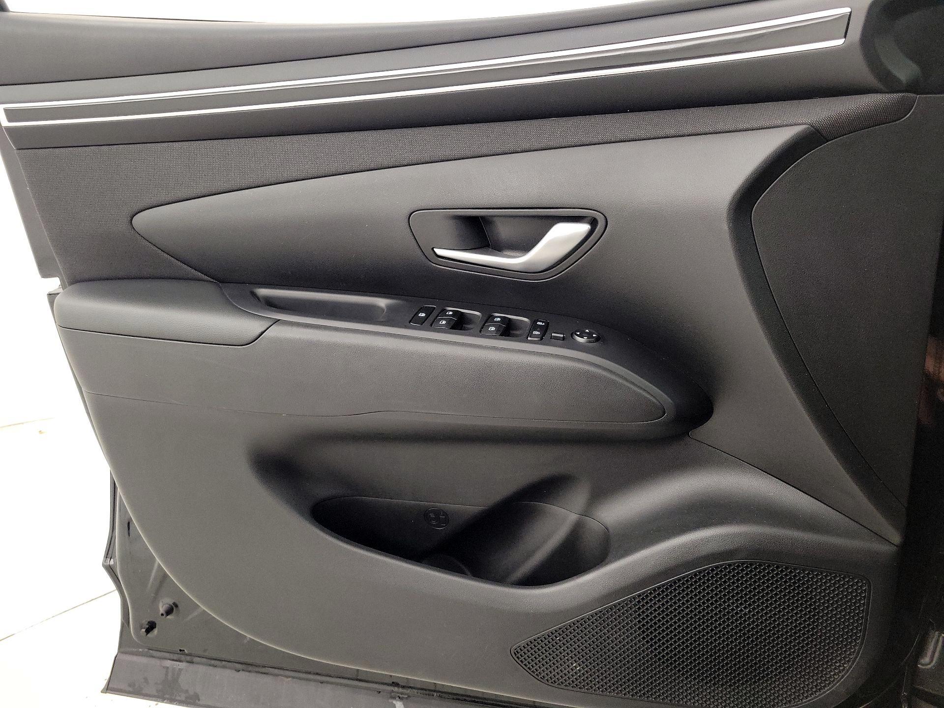 Thumbnail: 2023 Hyundai Tucson - 12