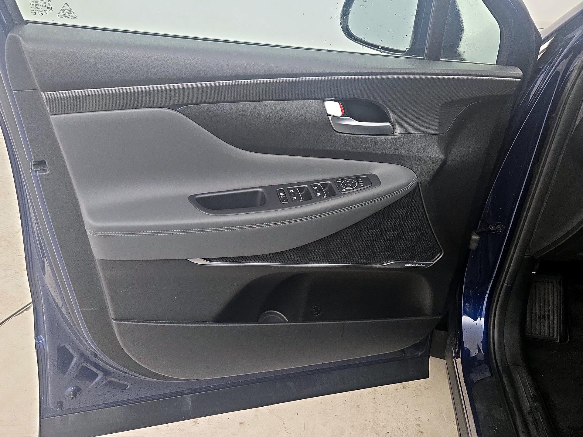 Thumbnail: 2023 Hyundai Santa Fe - 12