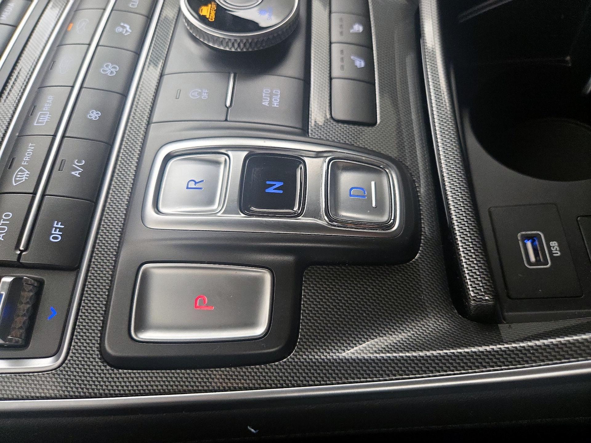 Thumbnail: 2023 Hyundai Santa Fe - 18