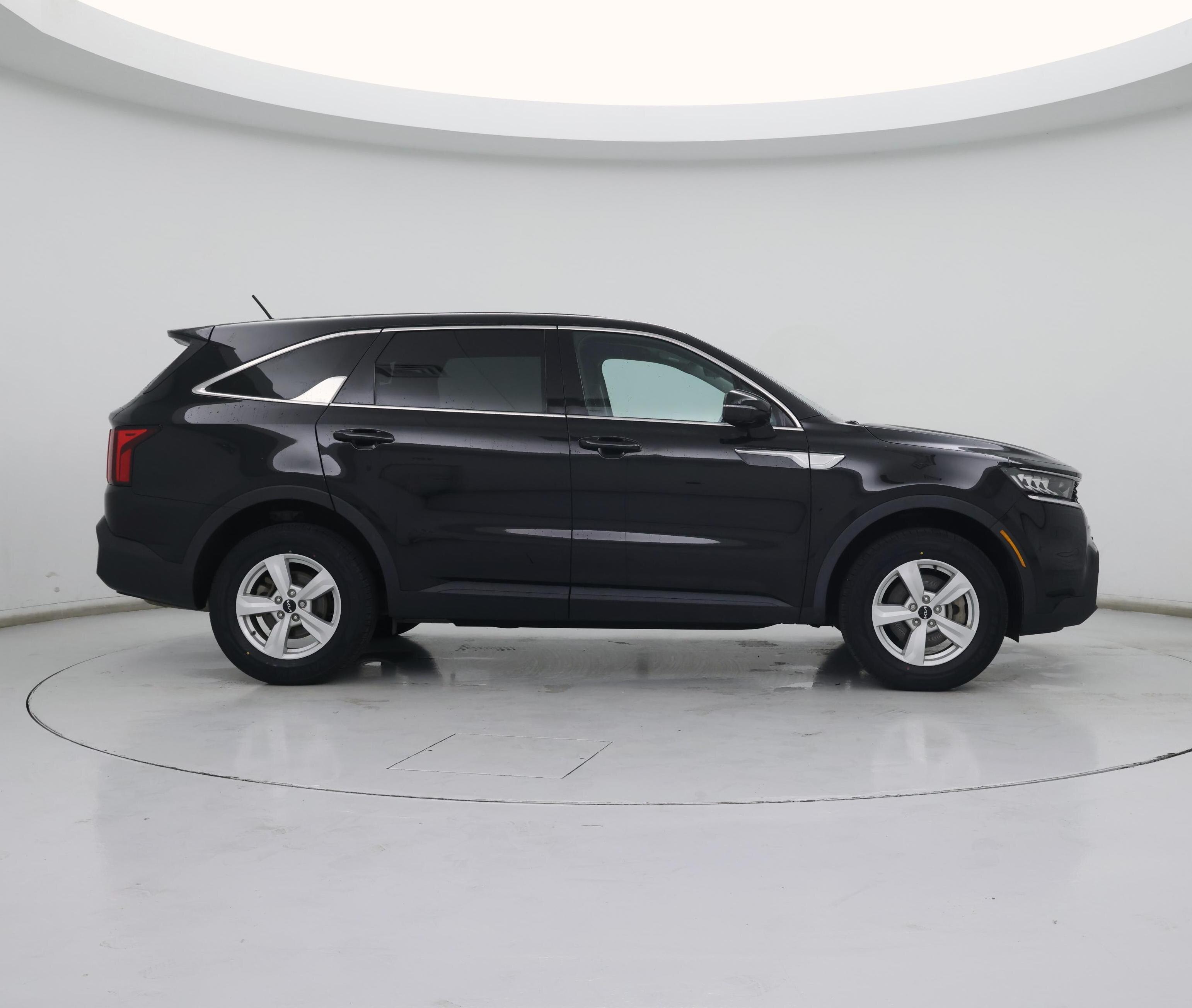Thumbnail: 2023 Kia Sorento - 7