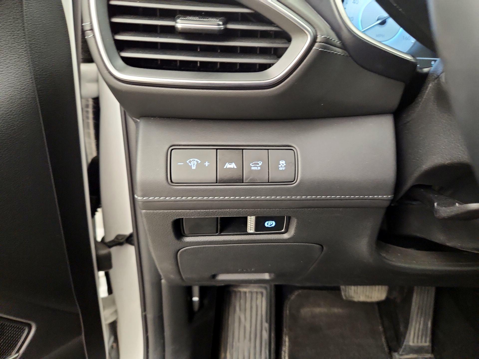 Thumbnail: 2023 Hyundai Santa Fe - 13