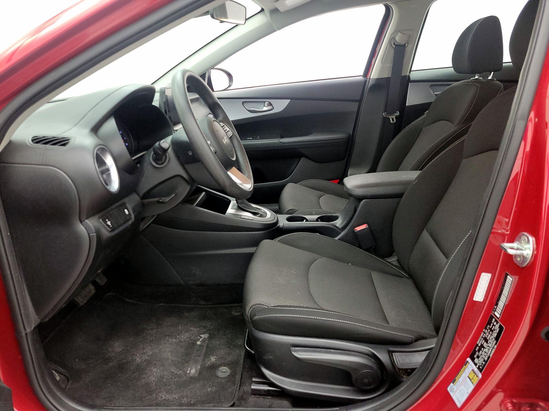 Thumbnail: 2023 Kia Forte - 11