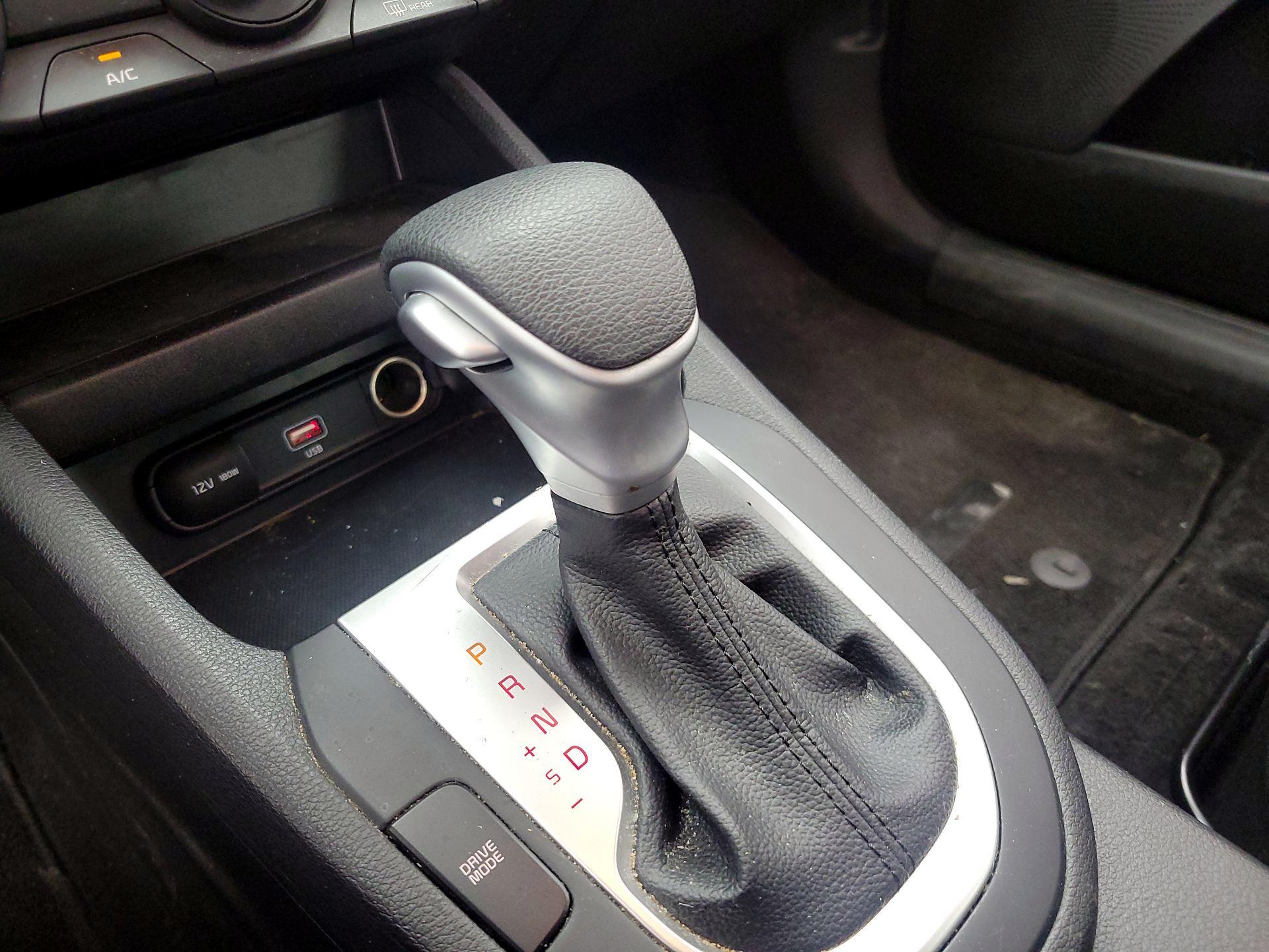 Thumbnail: 2023 Kia Forte - 16