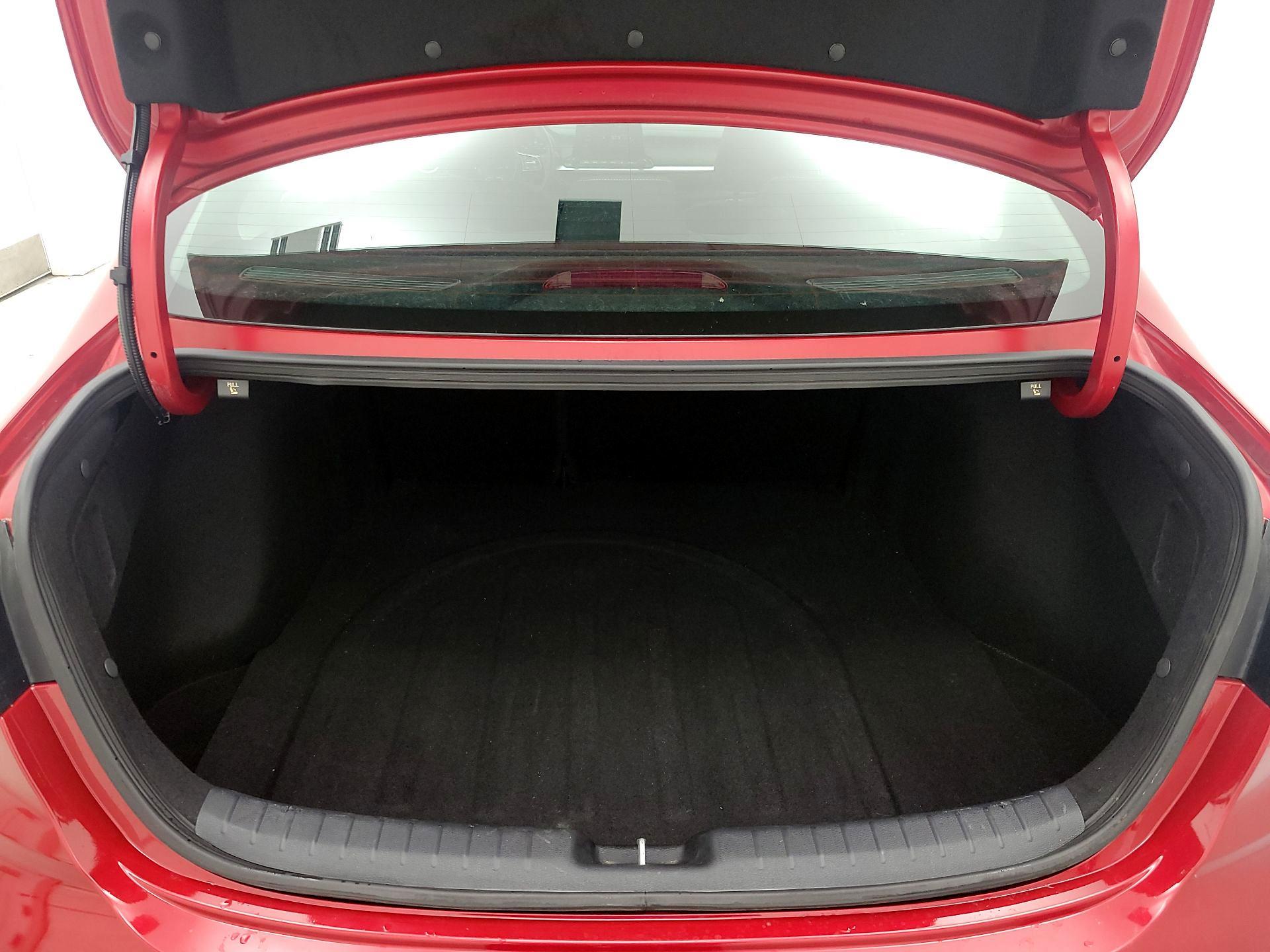 Thumbnail: 2023 Kia Forte - 18