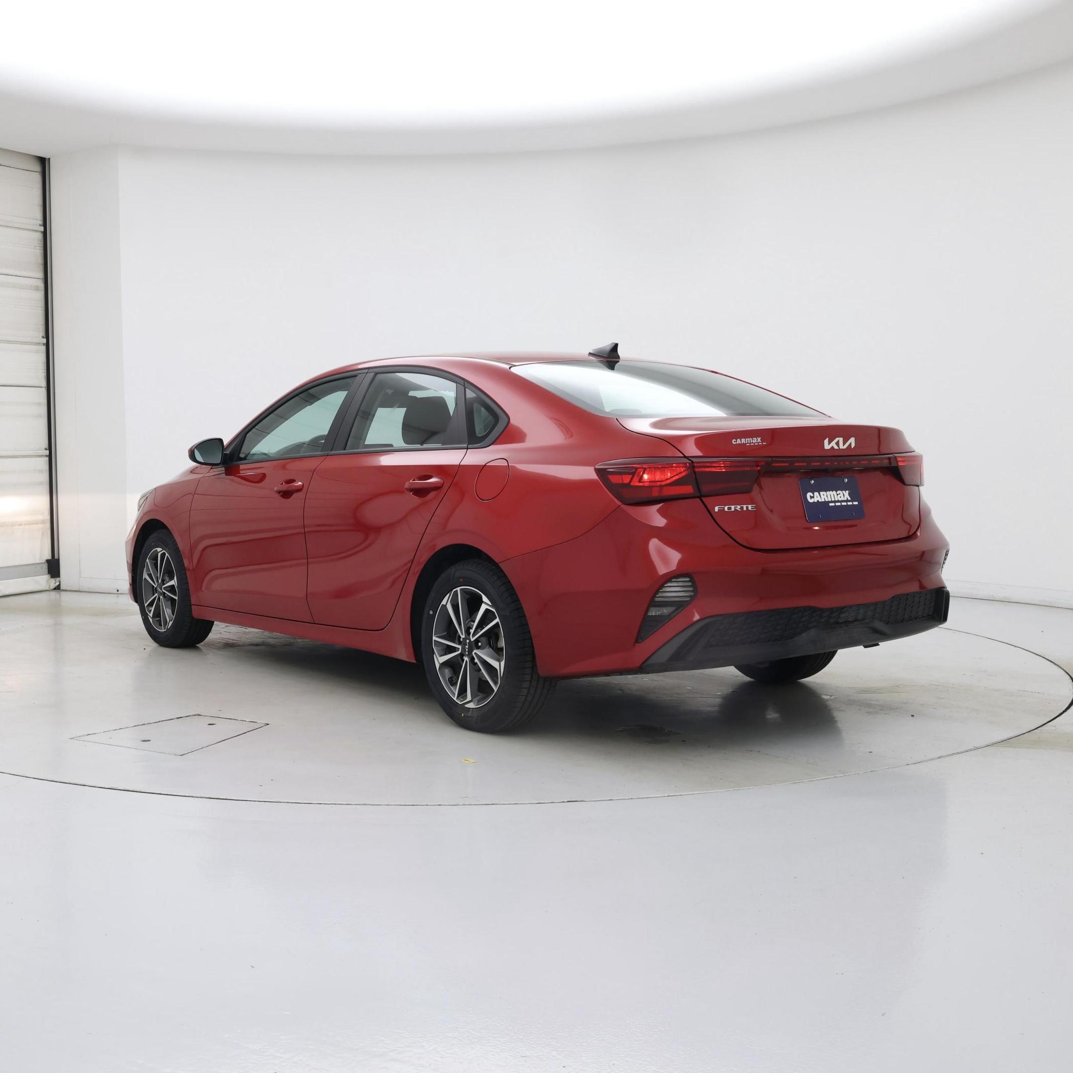 Thumbnail: 2023 Kia Forte - 2