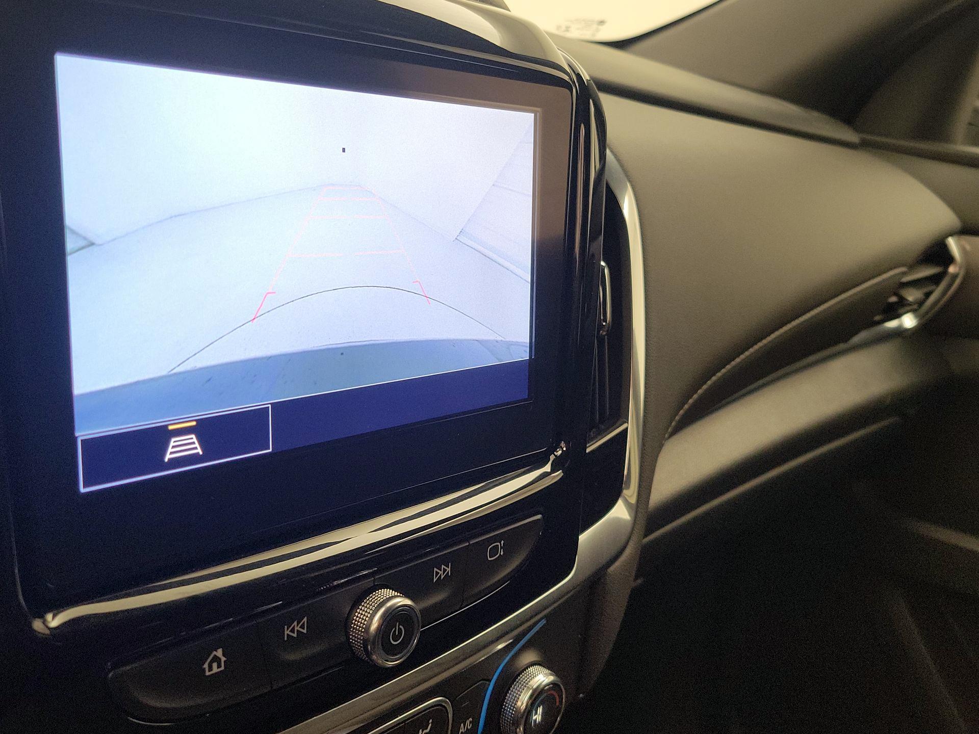 Thumbnail: 2023 Chevrolet Traverse - 14