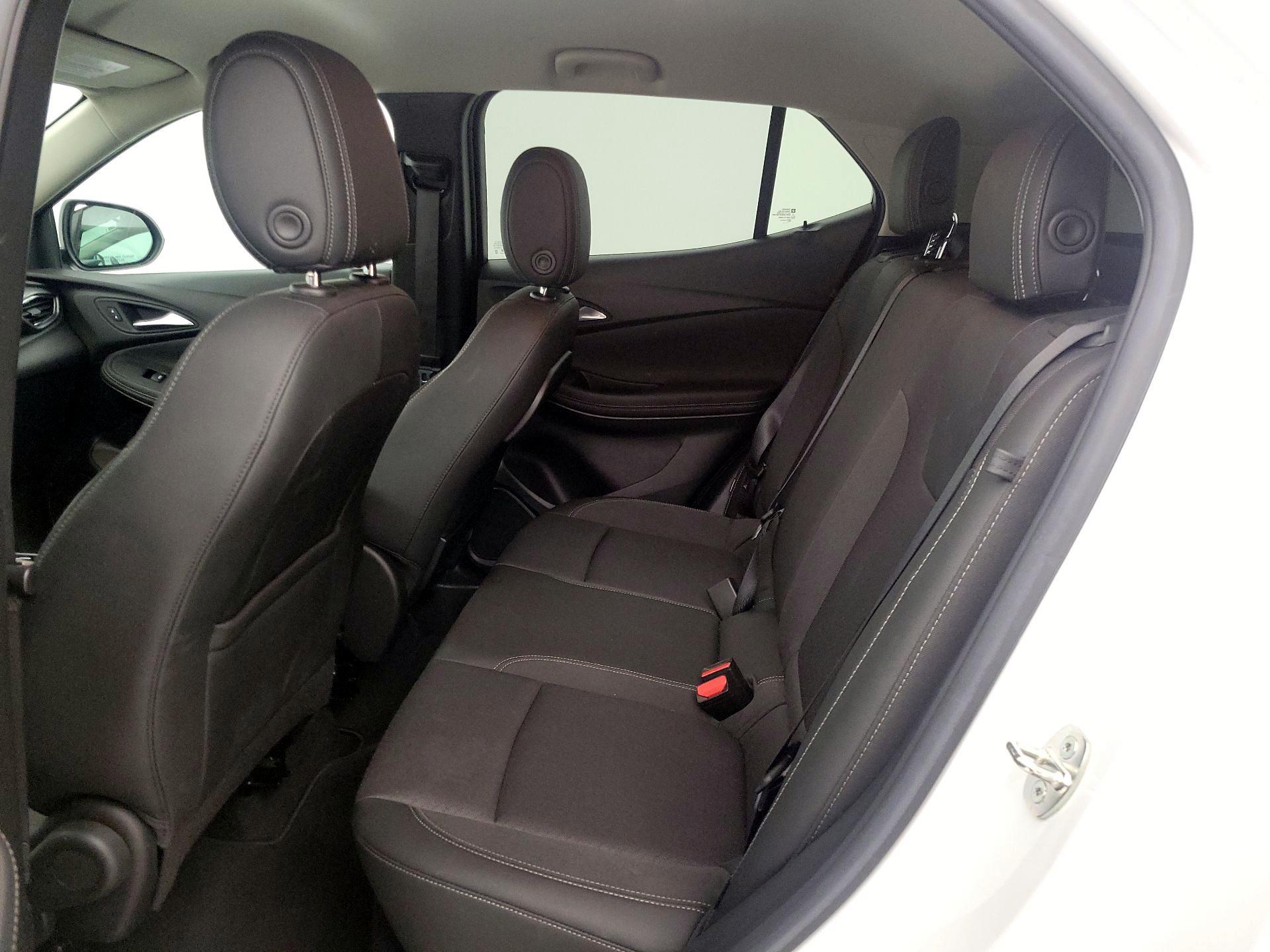 Thumbnail: 2022 Buick Encore GX - 19