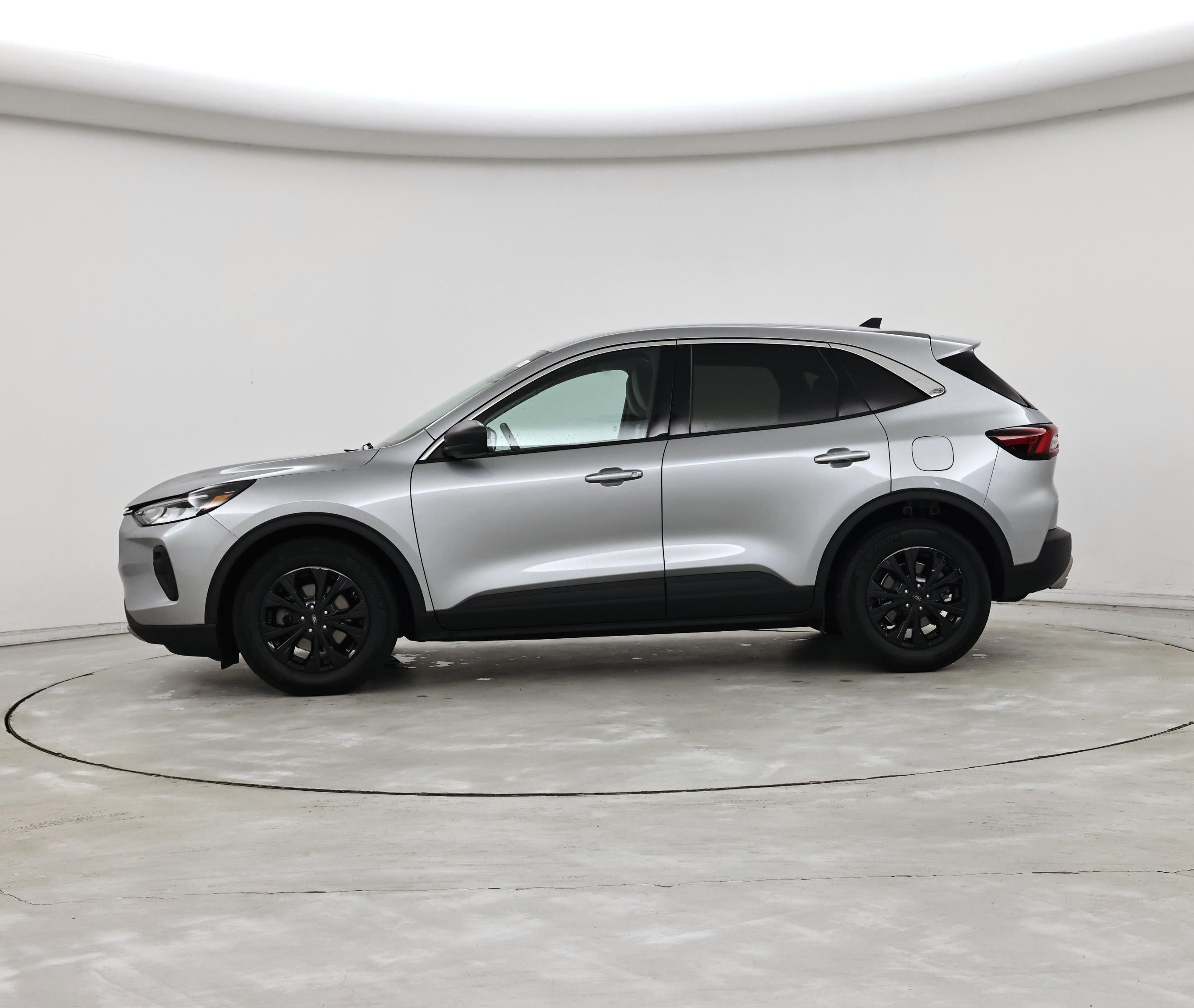 Thumbnail: 2023 Ford Escape - 3