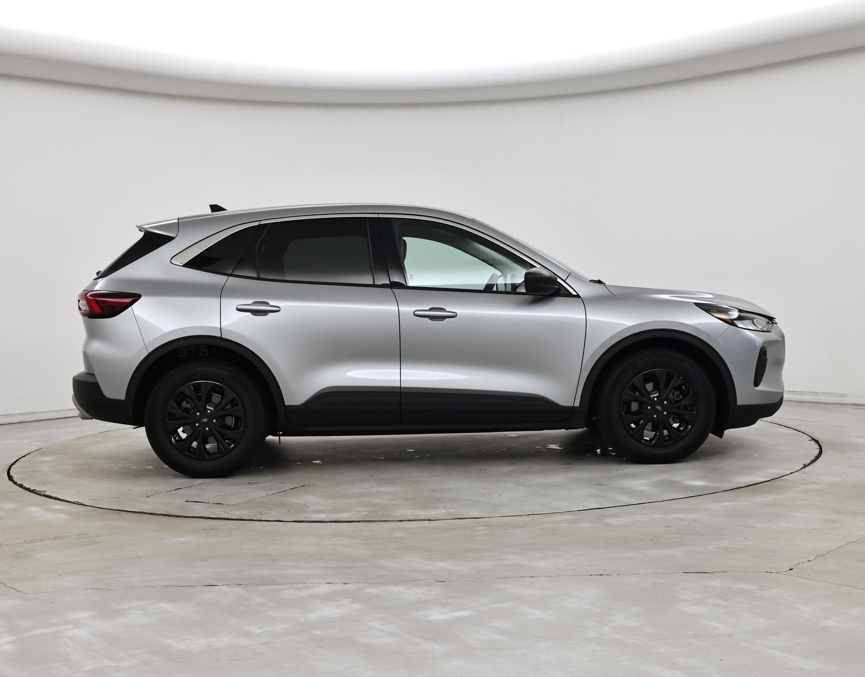 Thumbnail: 2023 Ford Escape - 7