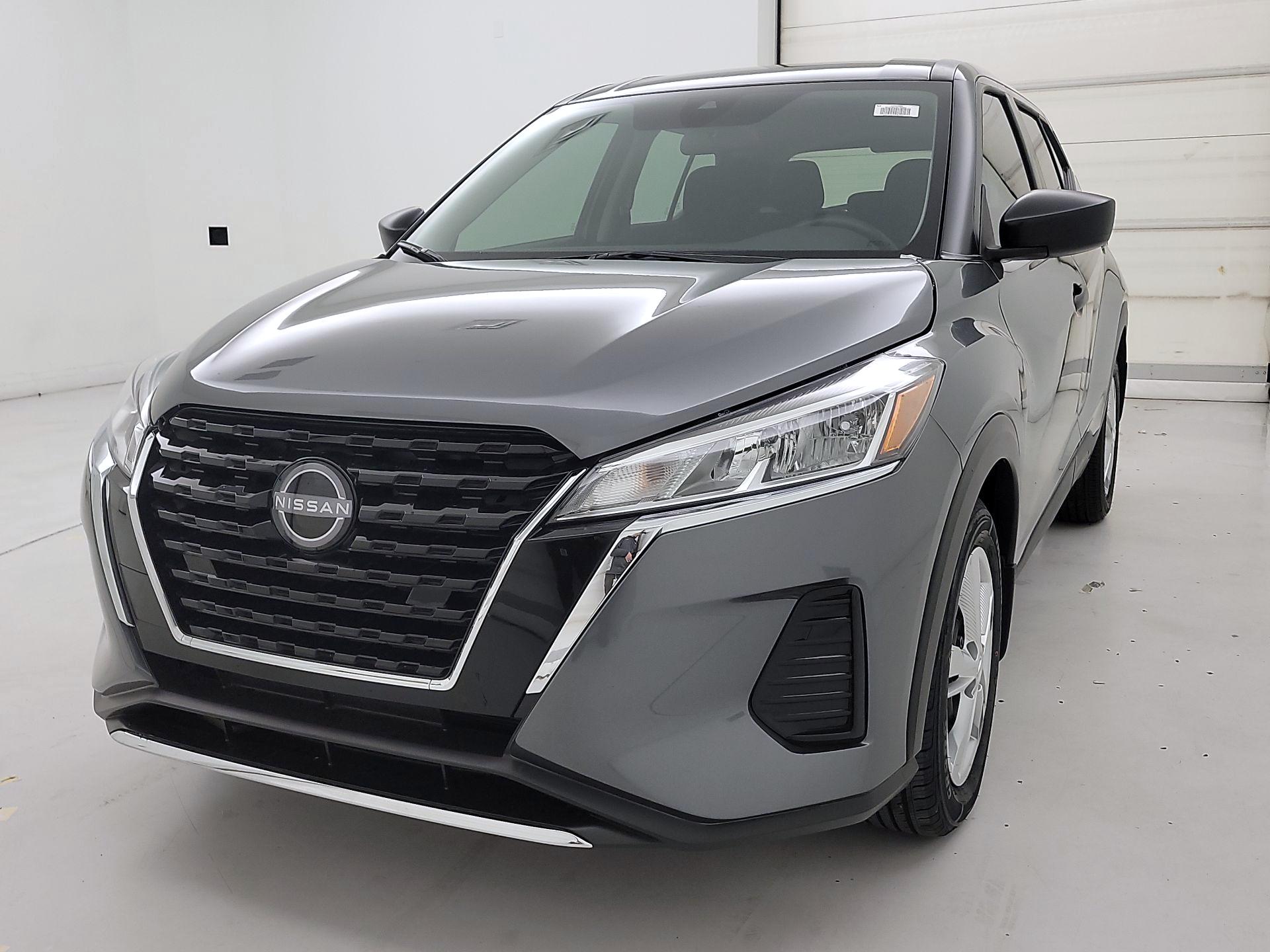 Thumbnail: 2025 Nissan Kicks - 3