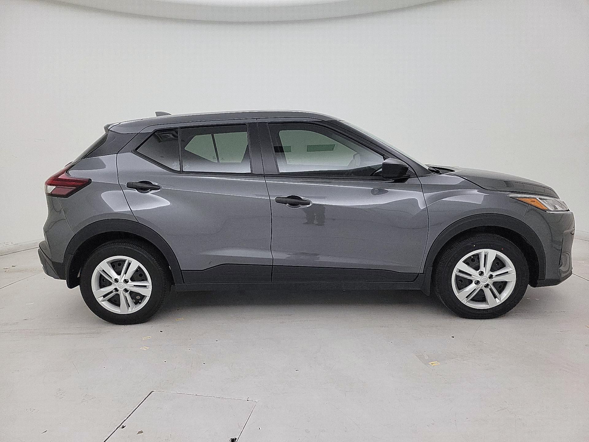 Thumbnail: 2025 Nissan Kicks - 4