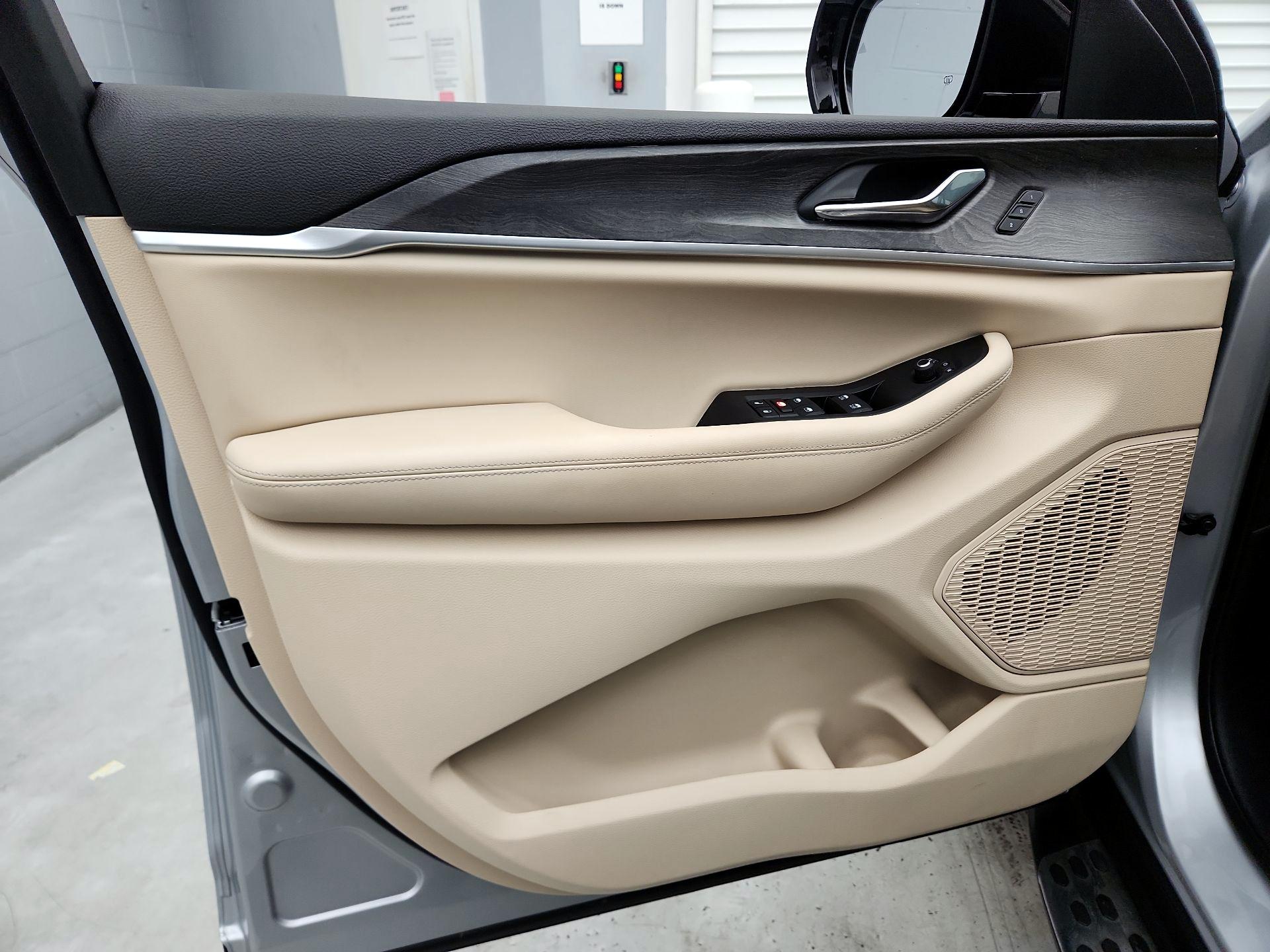 Thumbnail: 2025 Jeep Grand Cherokee - 12