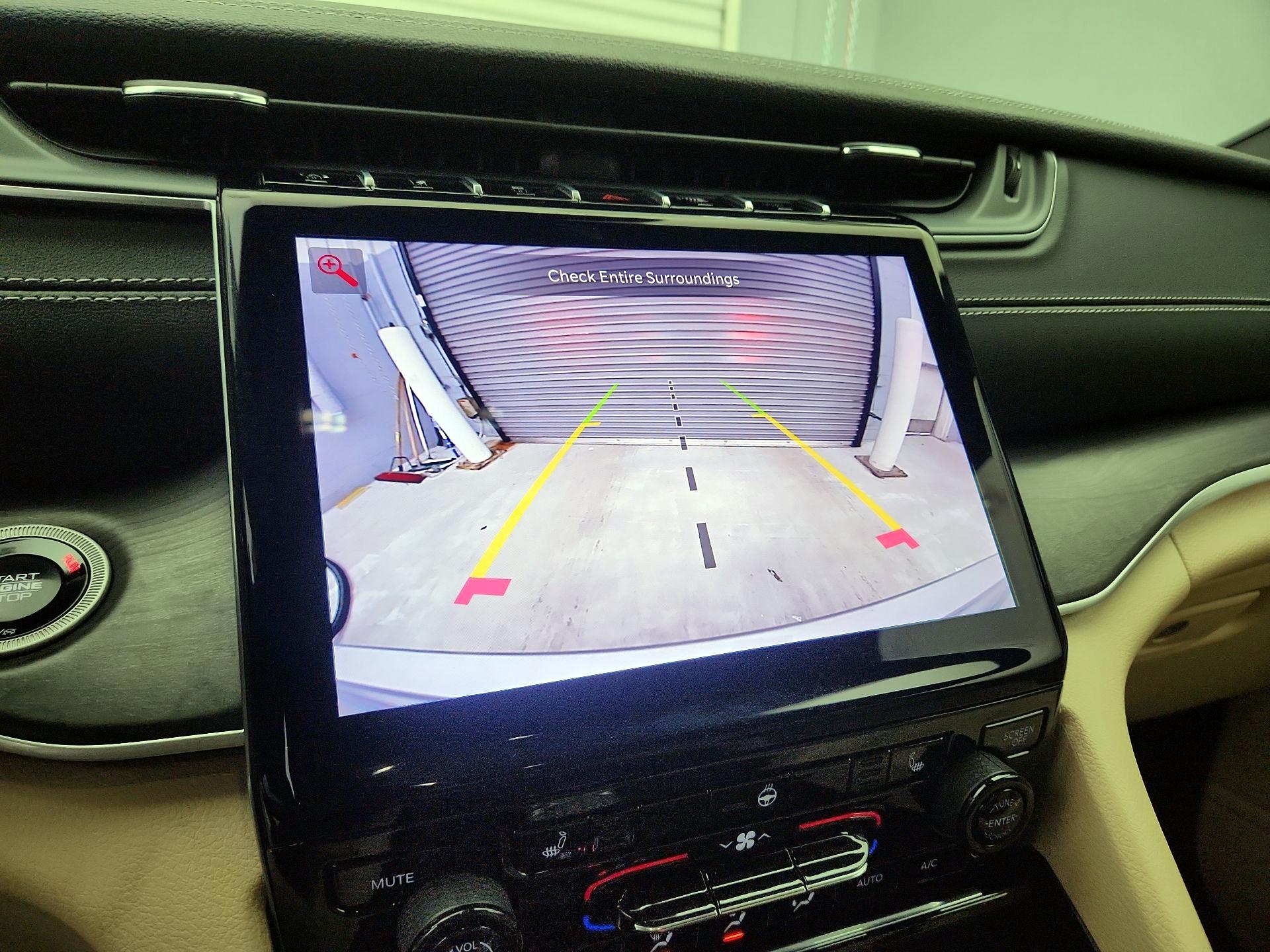 Thumbnail: 2025 Jeep Grand Cherokee - 15