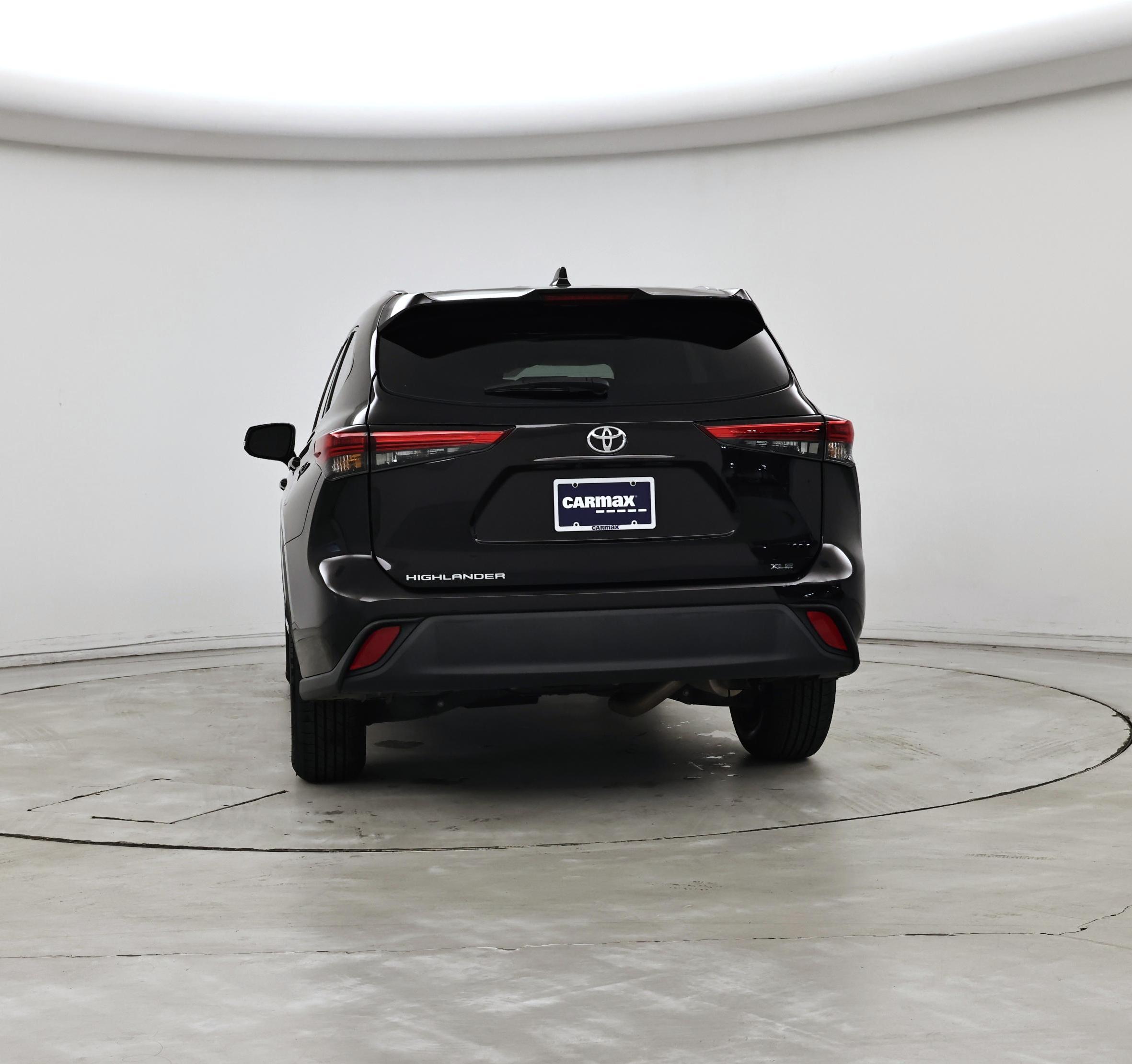 Thumbnail: 2022 Toyota Highlander - 6