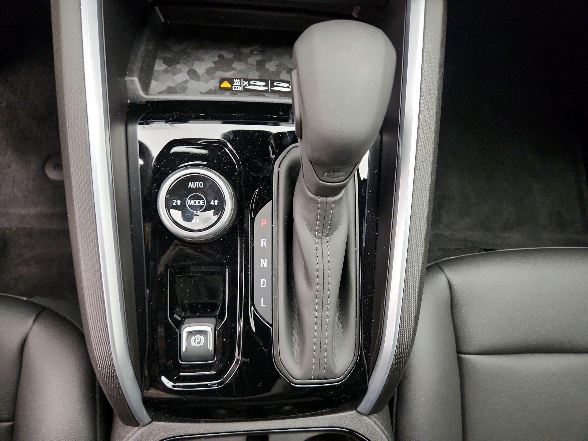 Thumbnail: 2026 Chevrolet Colorado - 17