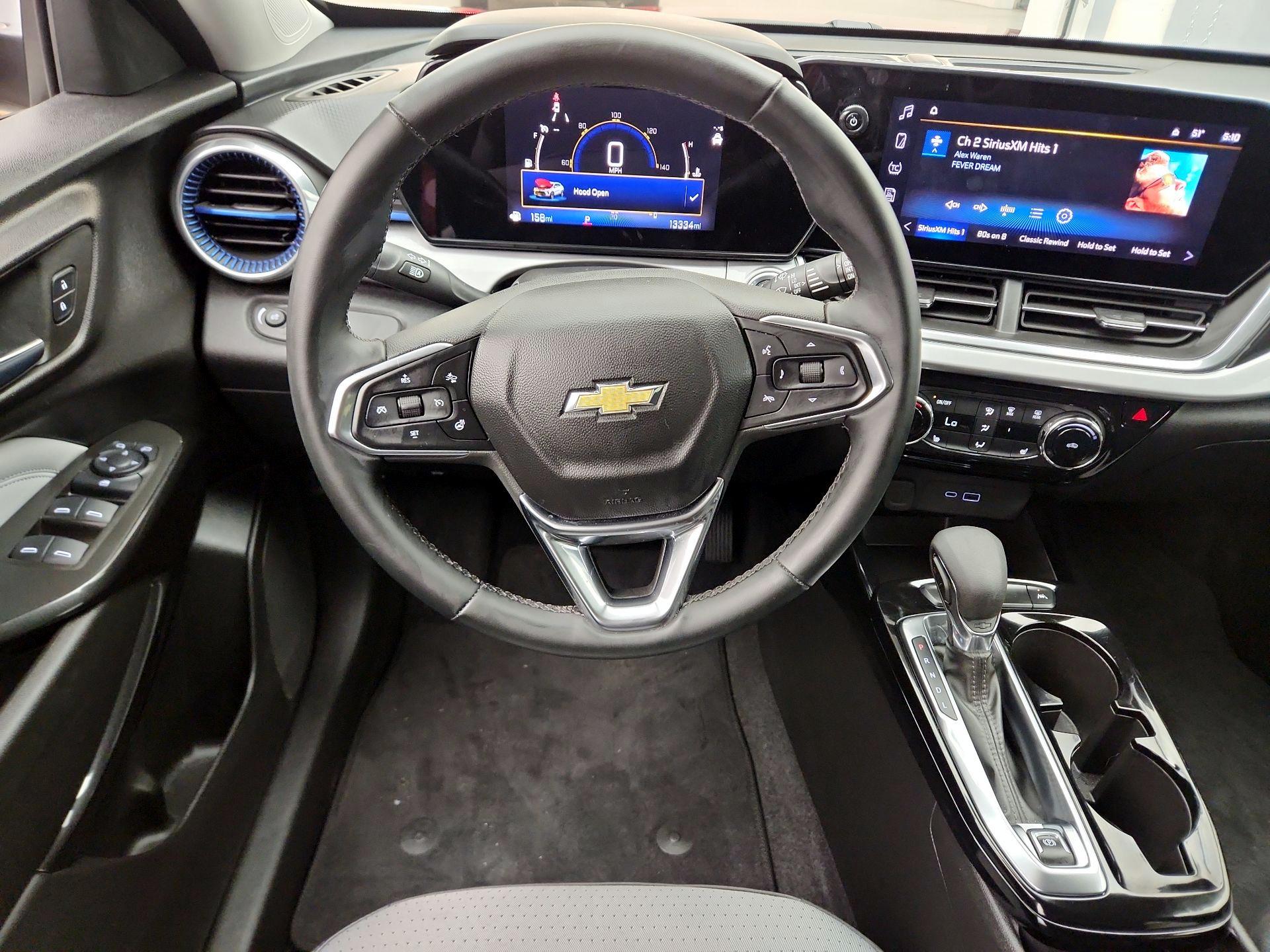 Thumbnail: 2024 Chevrolet Trax - 10