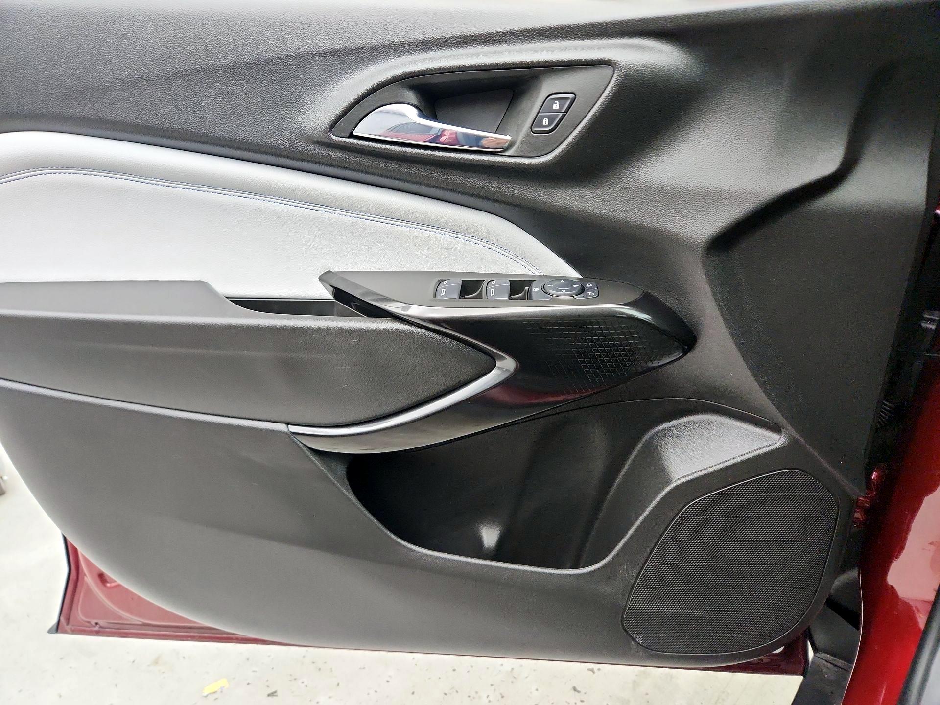 Thumbnail: 2024 Chevrolet Trax - 12