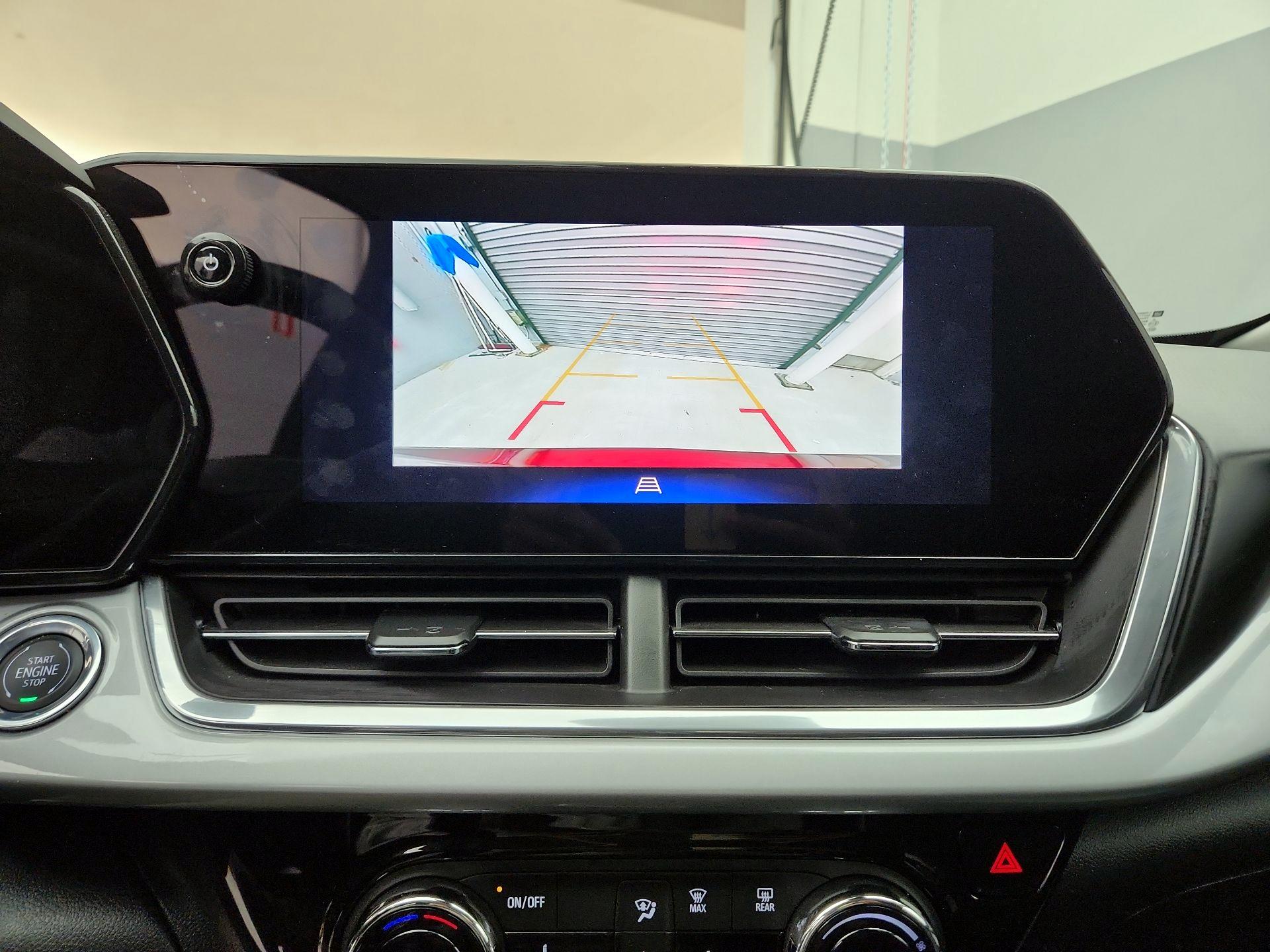 Thumbnail: 2024 Chevrolet Trax - 14