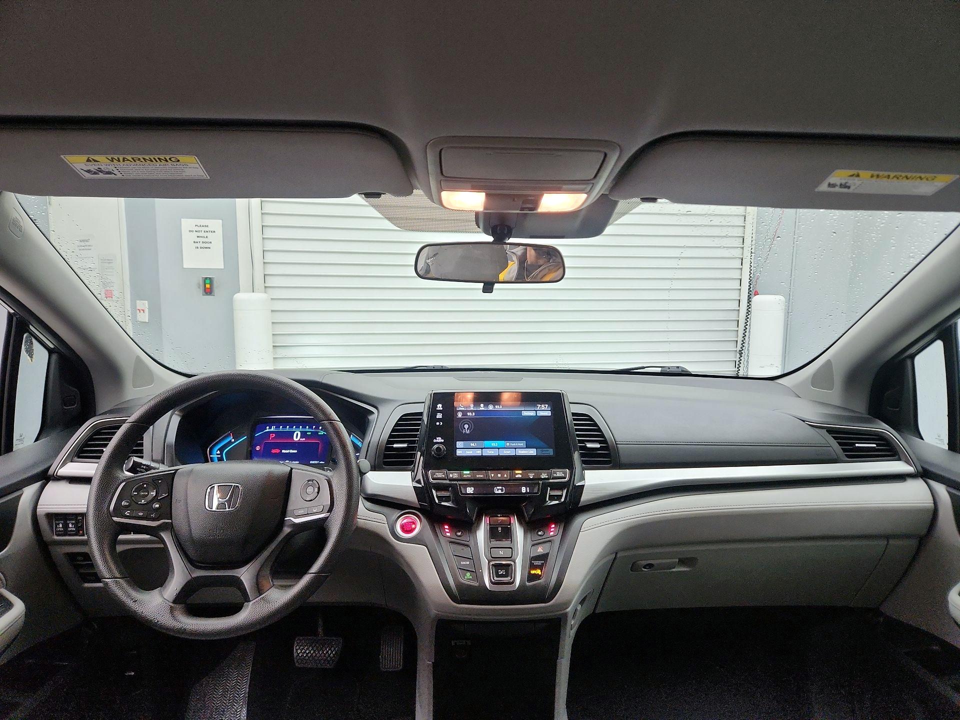 Thumbnail: 2018 Honda Odyssey - 9