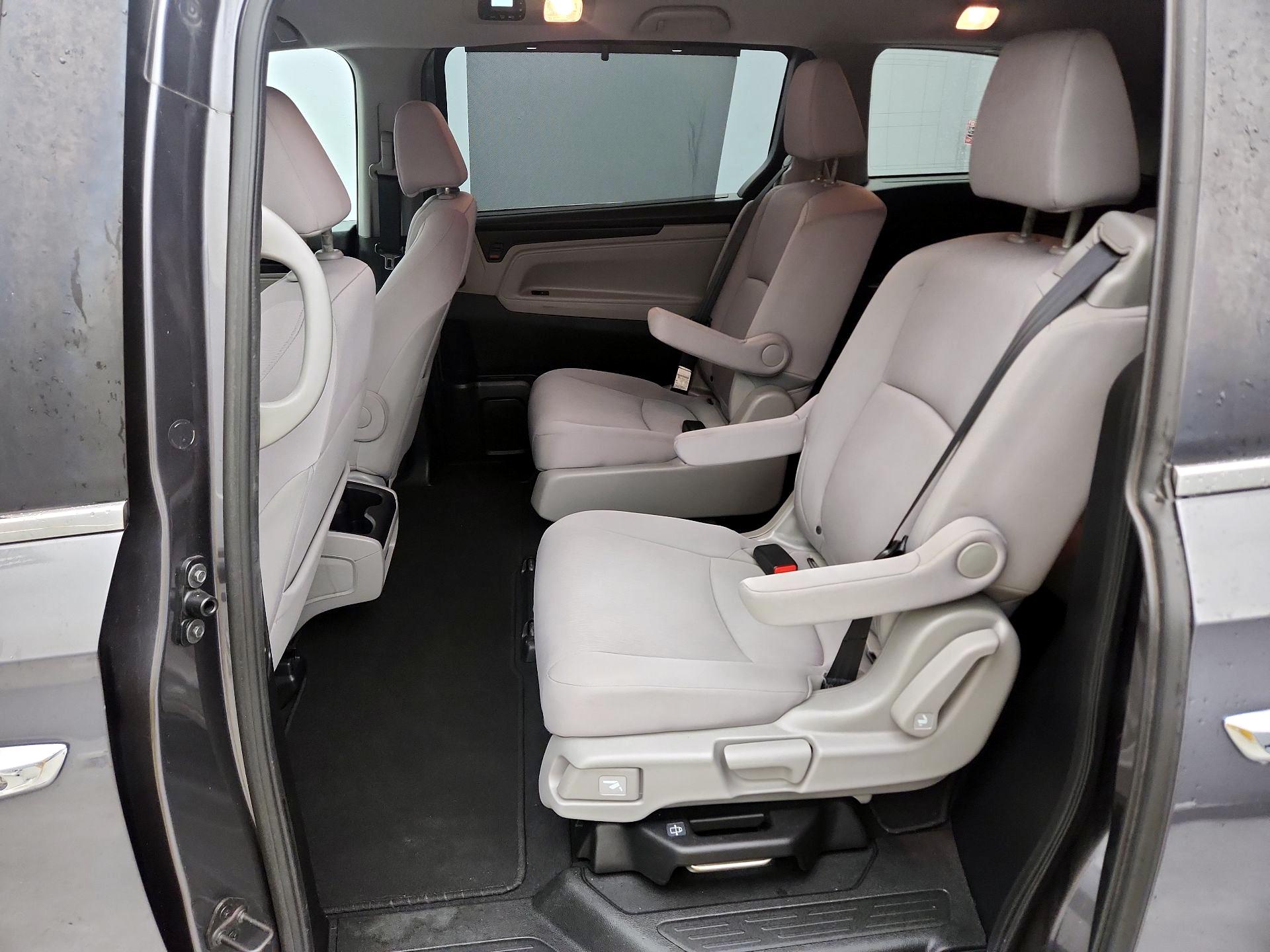 Thumbnail: 2018 Honda Odyssey - 19