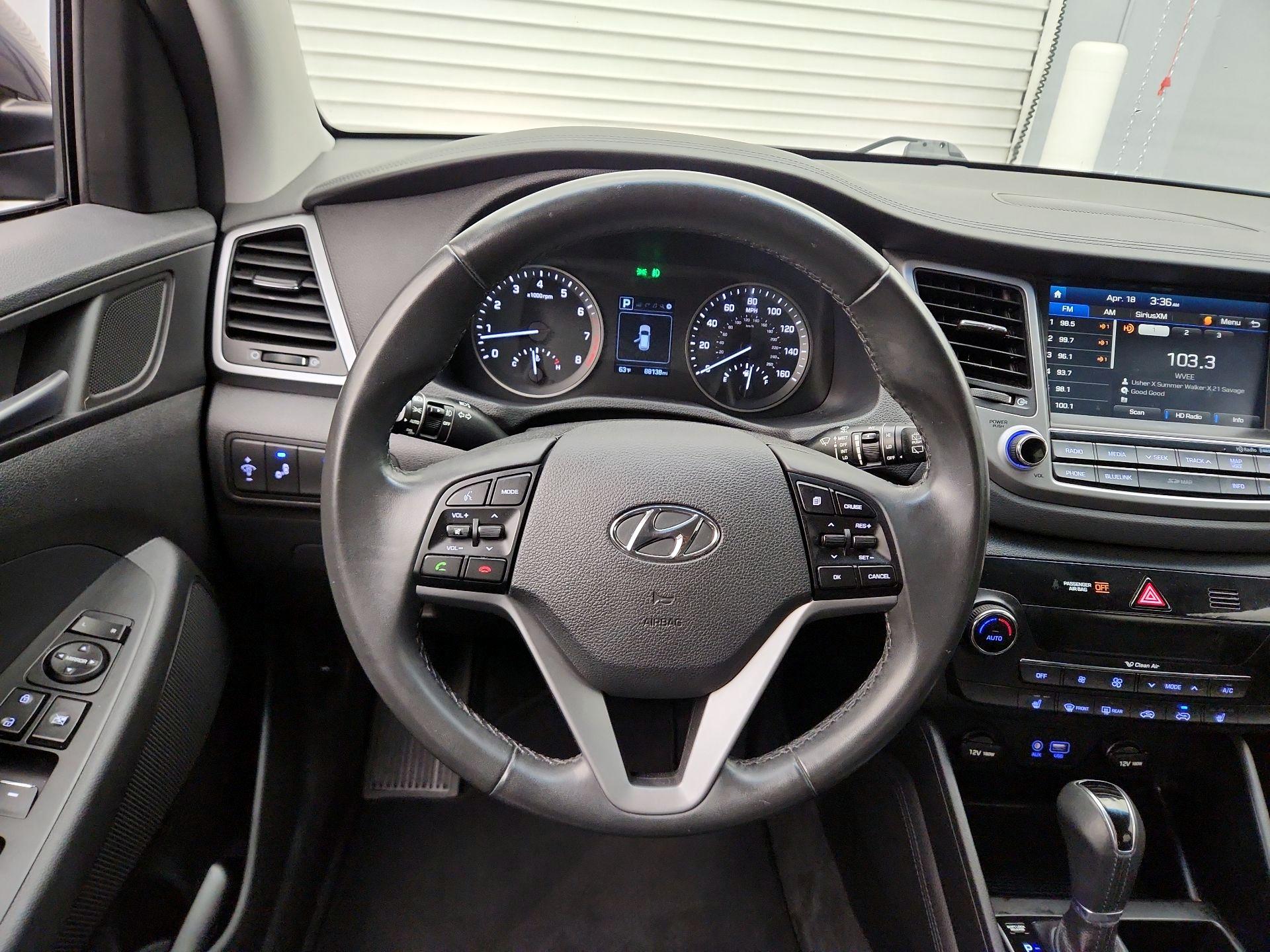 Thumbnail: 2016 Hyundai Tucson - 10