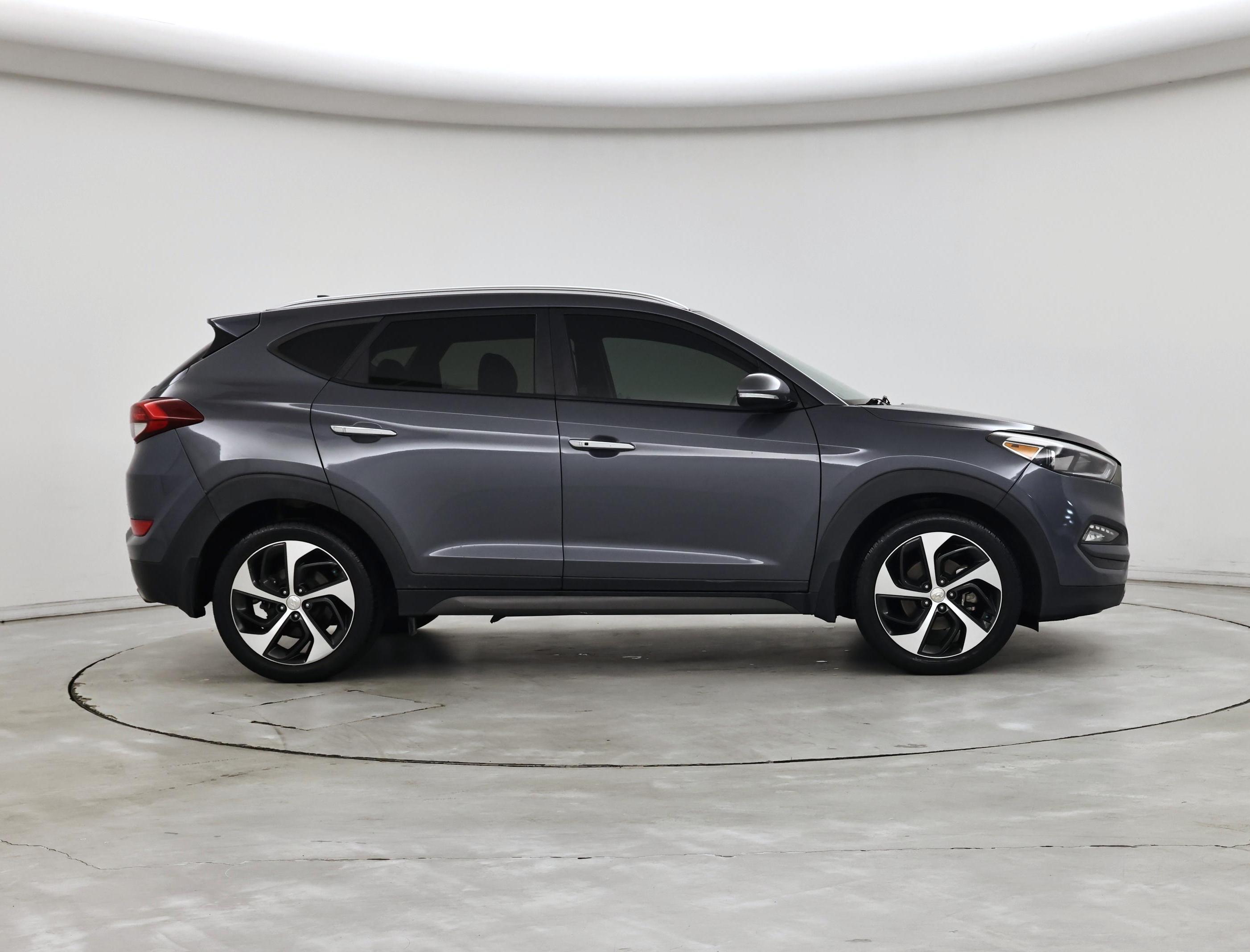 Thumbnail: 2016 Hyundai Tucson - 7