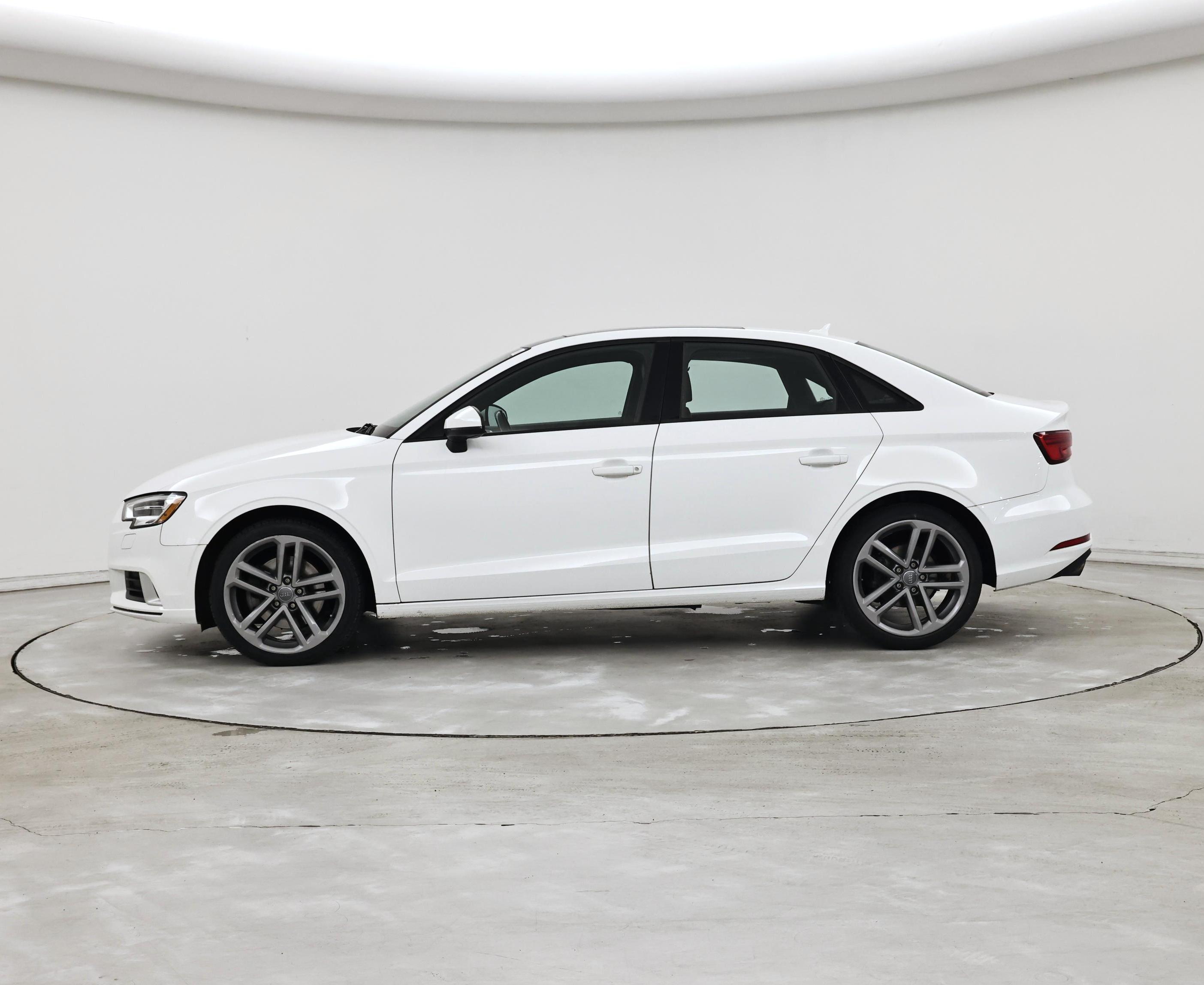 Thumbnail: 2017 Audi A3 - 3