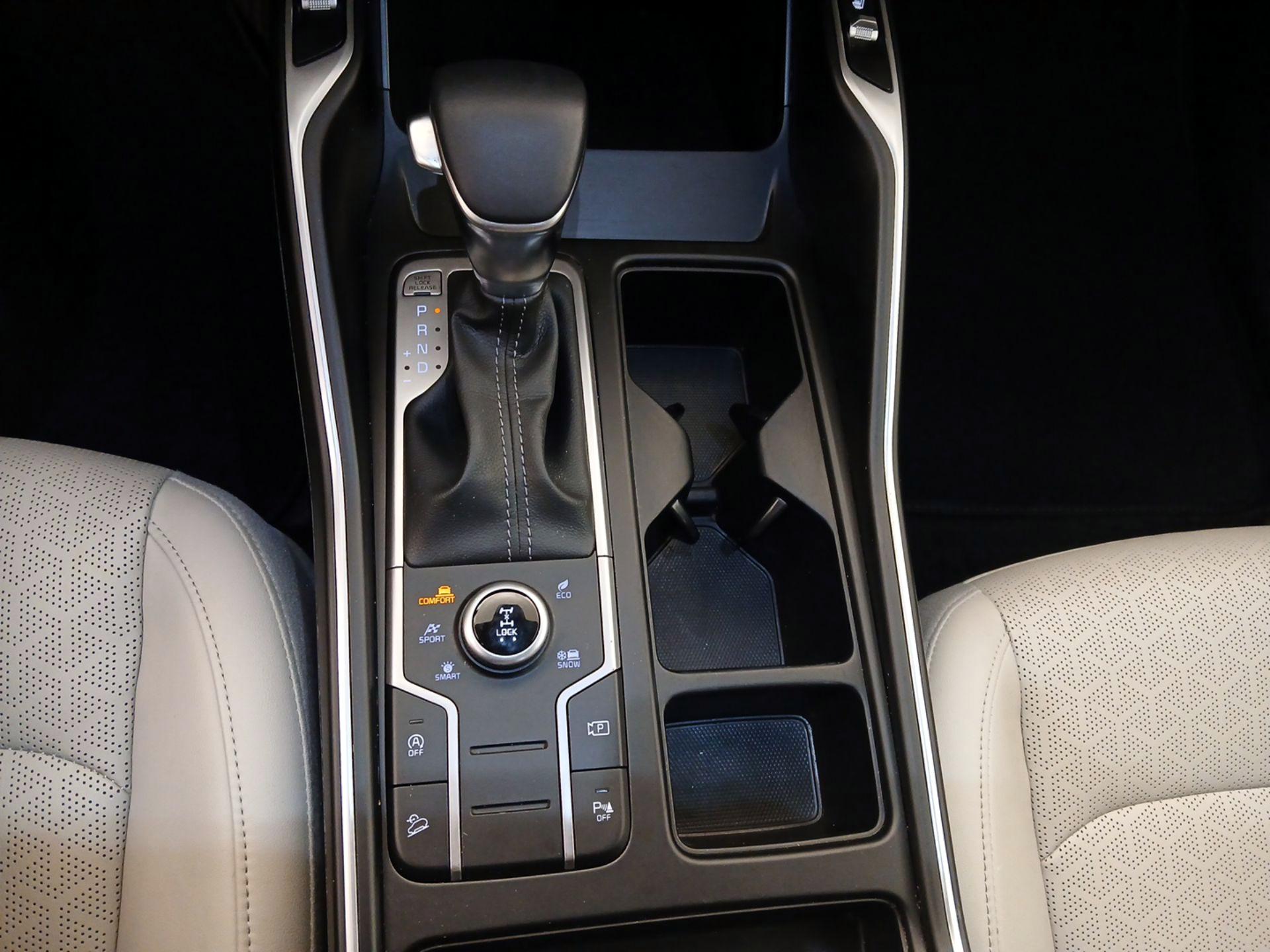 Thumbnail: 2023 Kia Sorento - 18