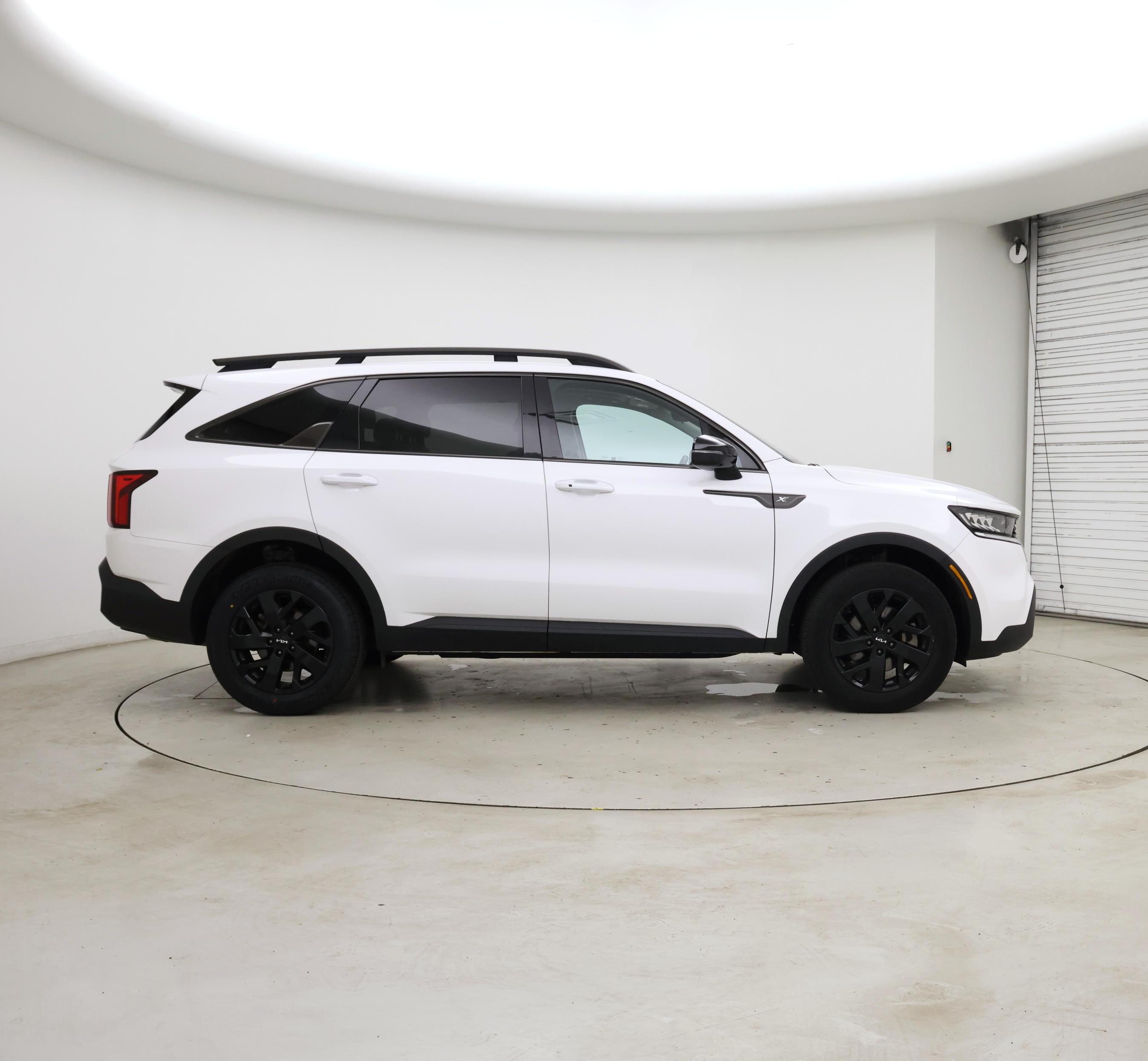 Thumbnail: 2023 Kia Sorento - 7