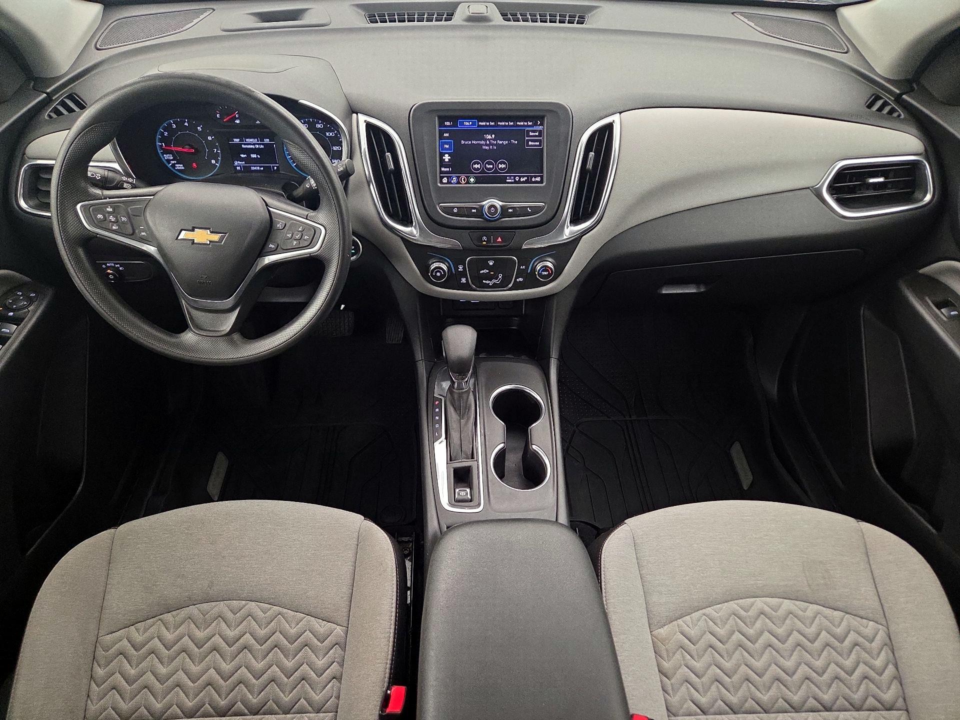 Thumbnail: 2022 Chevrolet Equinox - 9