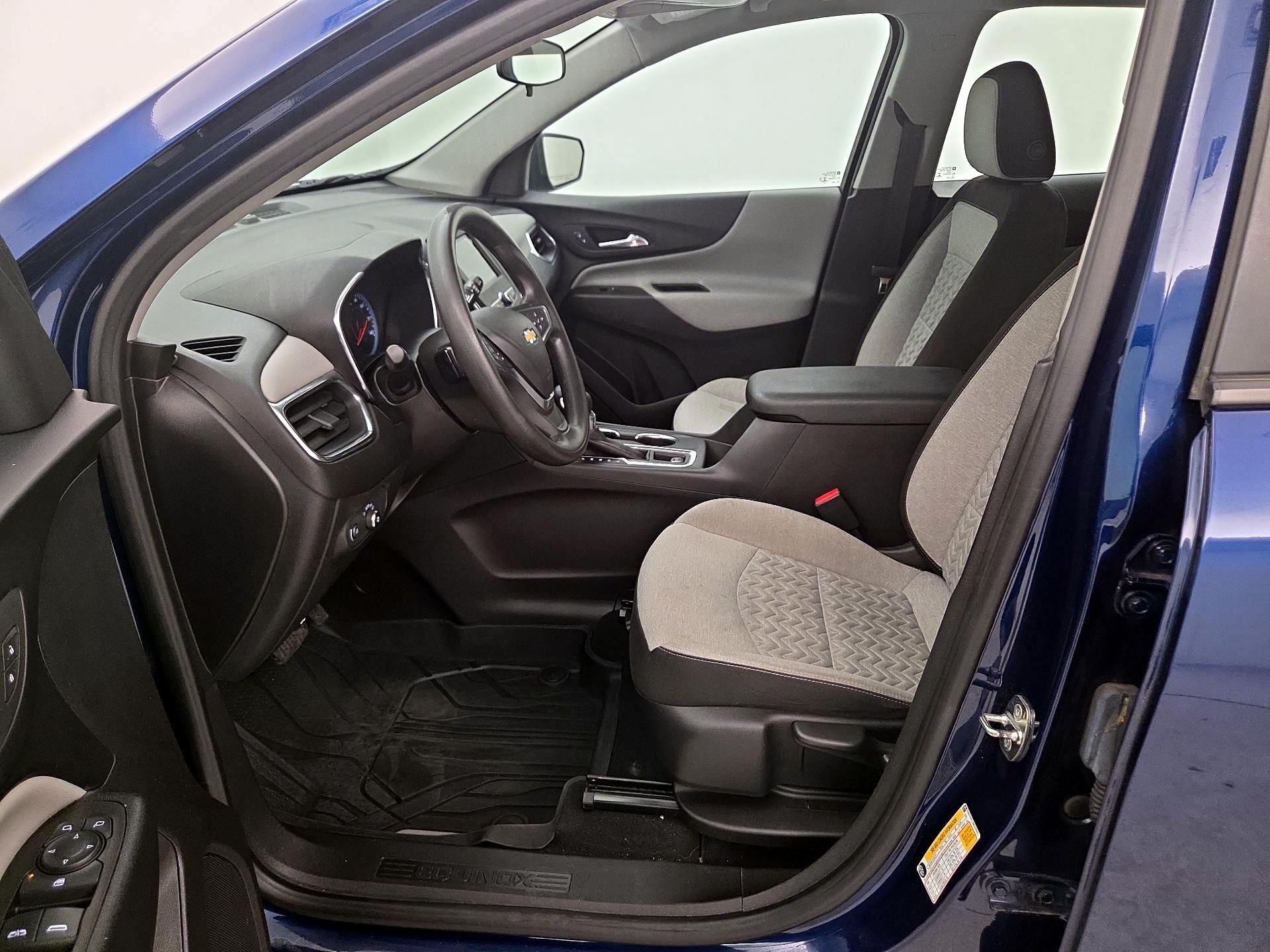 Thumbnail: 2022 Chevrolet Equinox - 11