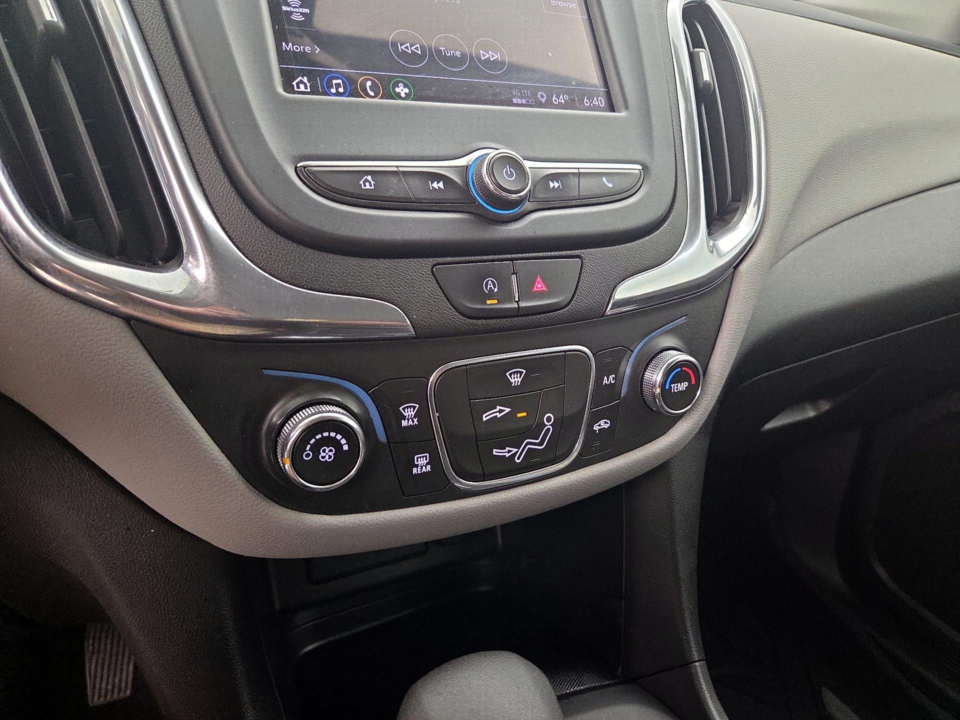 Thumbnail: 2022 Chevrolet Equinox - 16