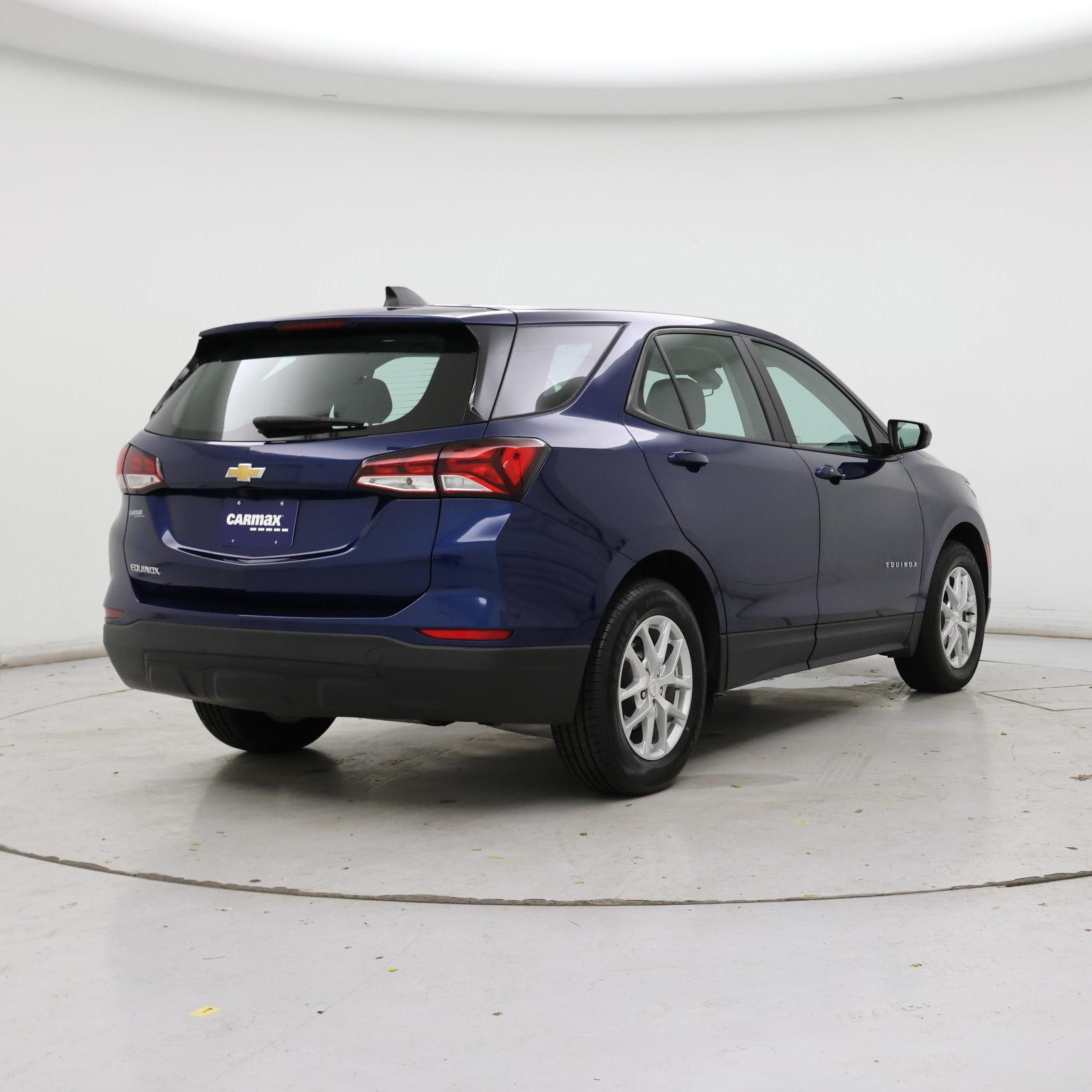 Thumbnail: 2022 Chevrolet Equinox - 8