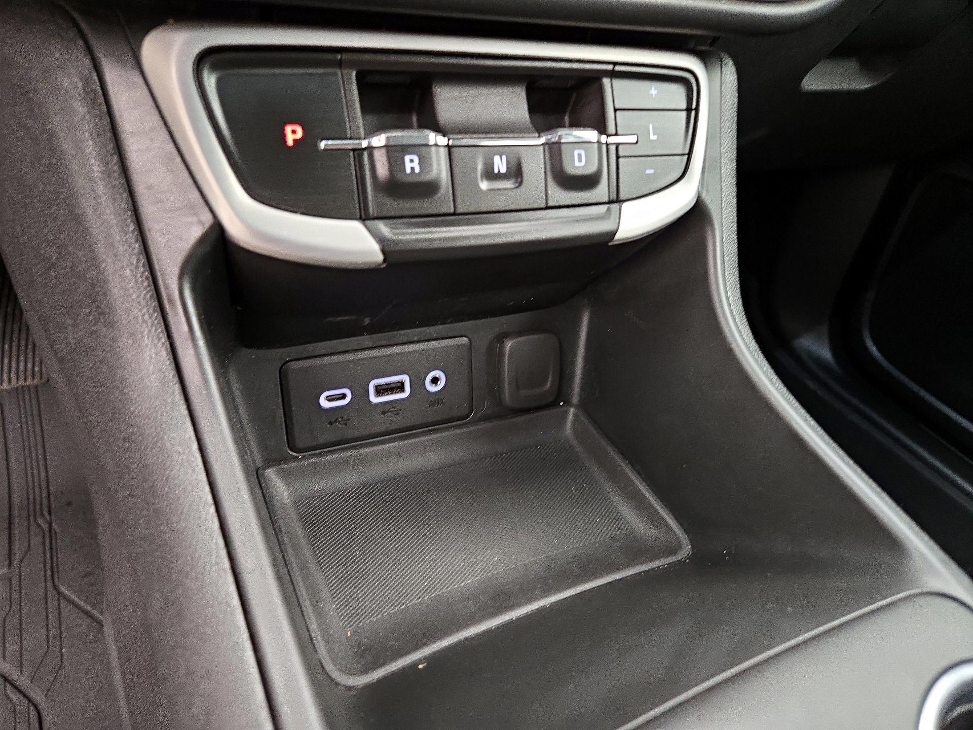 Thumbnail: 2022 GMC Terrain - 18