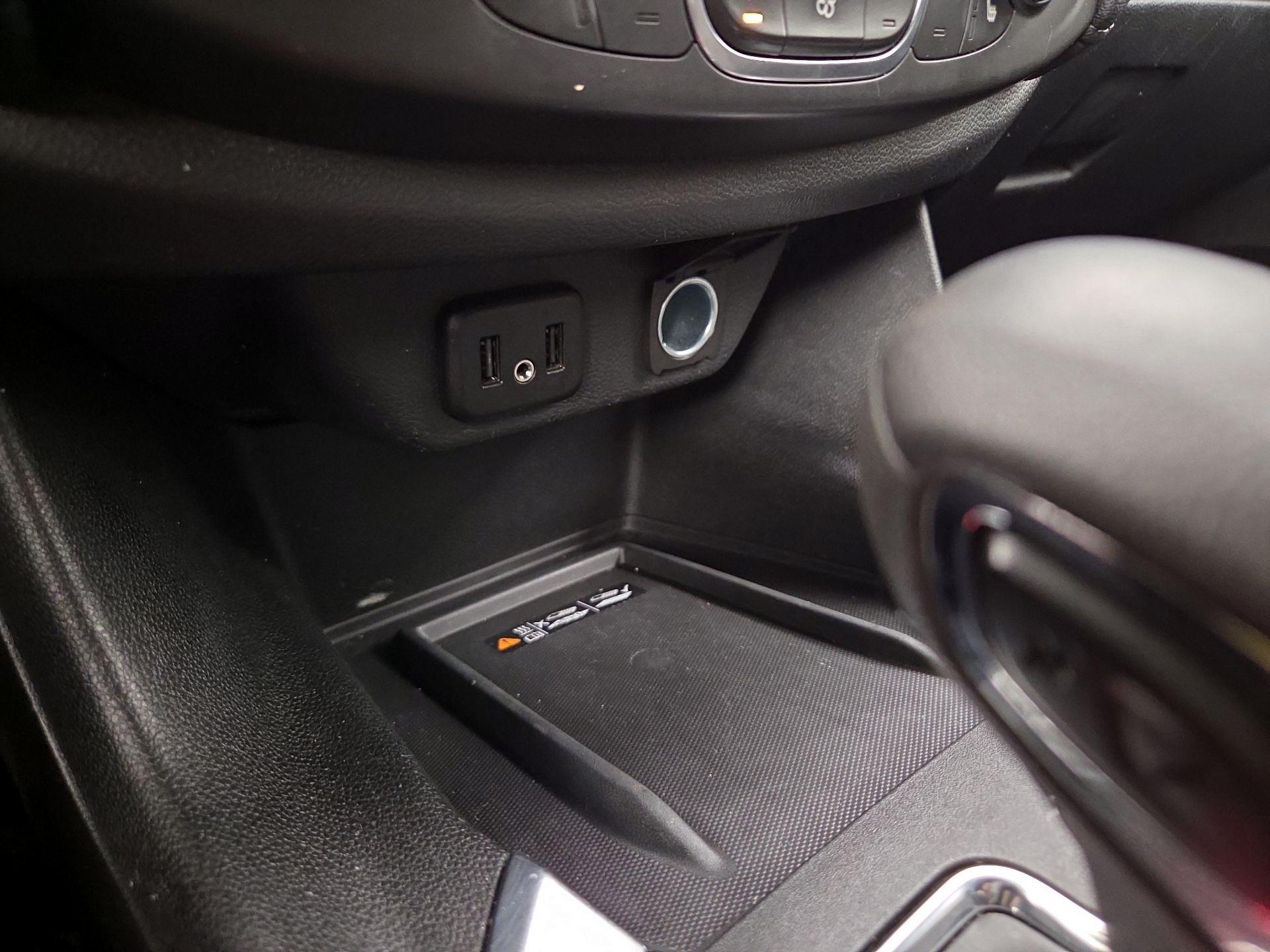 Thumbnail: 2023 Chevrolet Traverse - 18