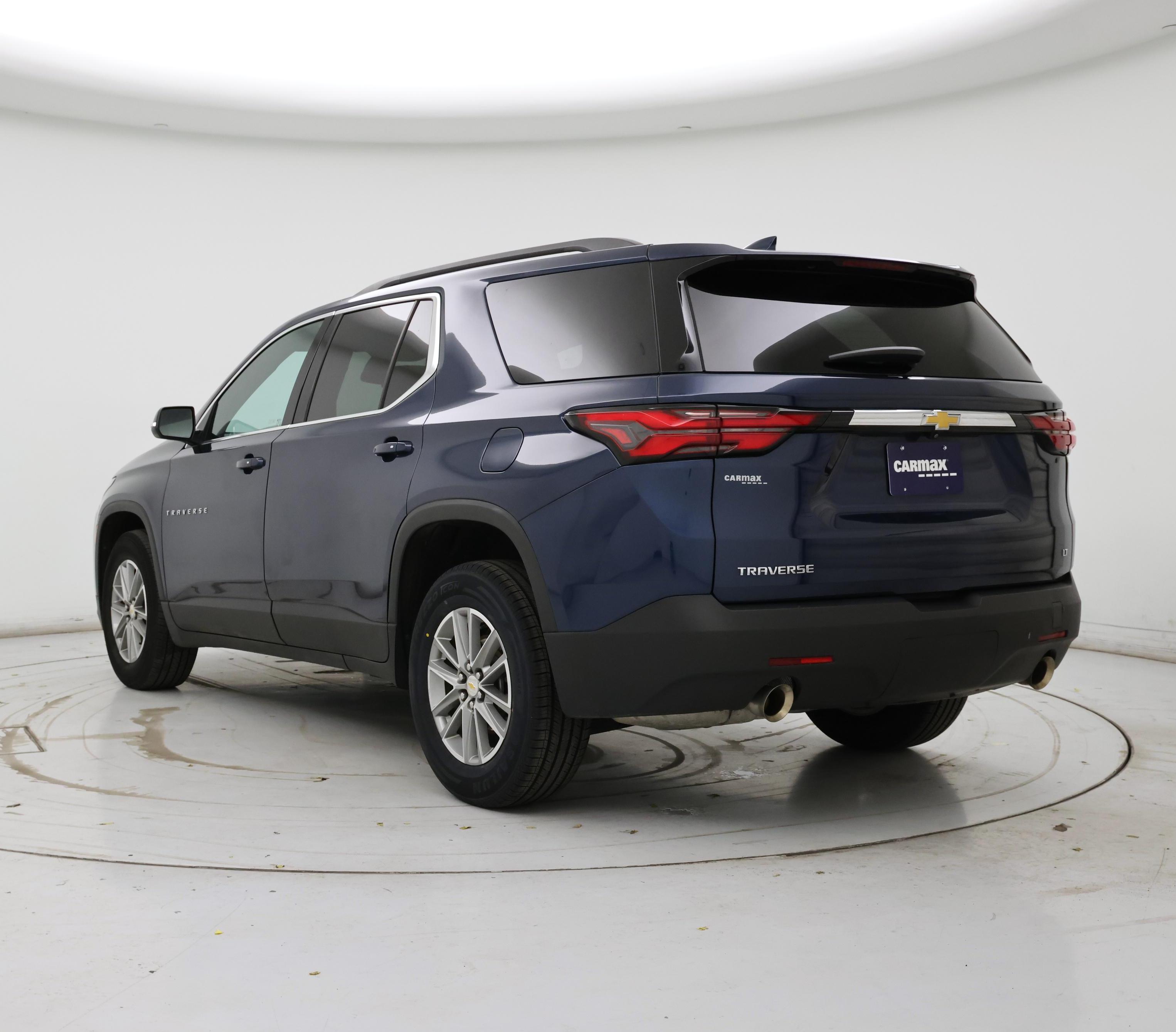 Thumbnail: 2023 Chevrolet Traverse - 2