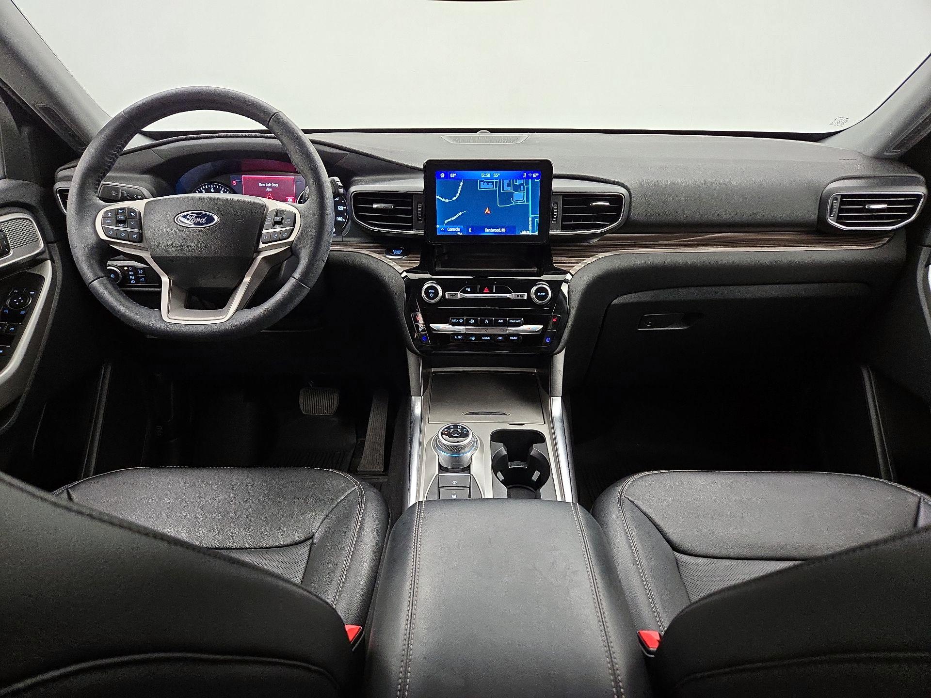 Thumbnail: 2023 Ford Explorer - 9