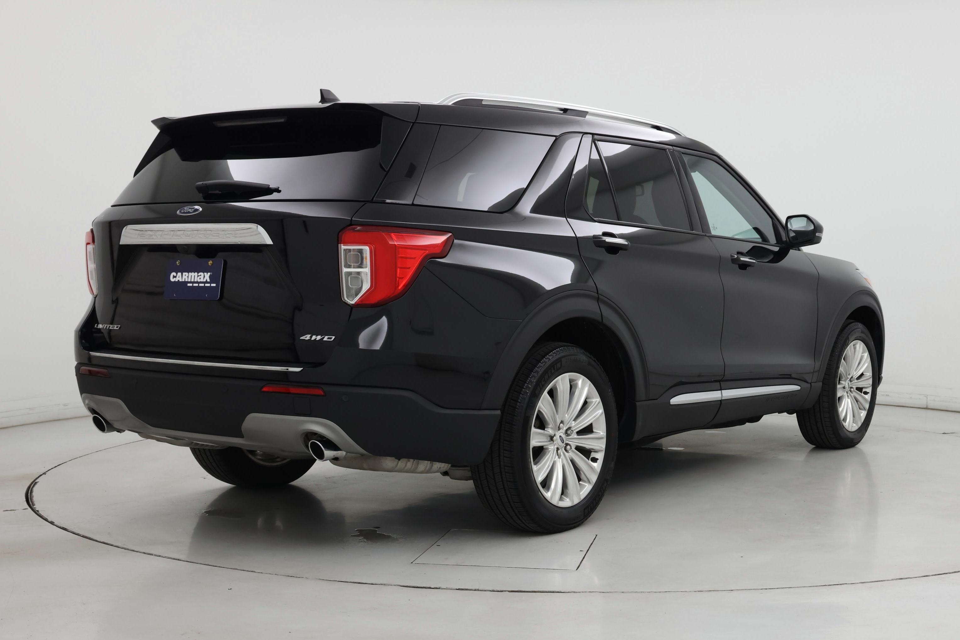 Thumbnail: 2023 Ford Explorer - 8