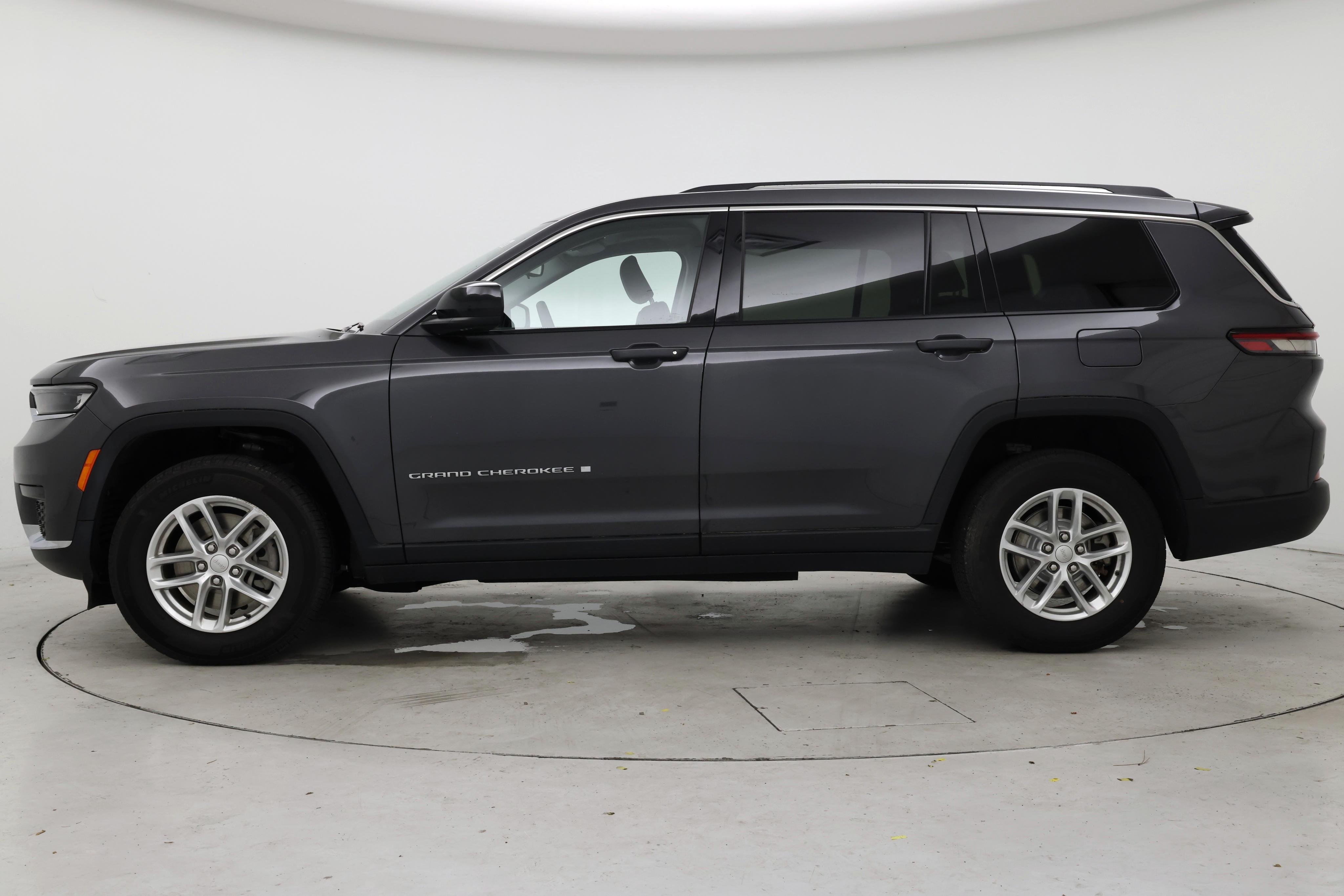 Thumbnail: 2023 Jeep Grand Cherokee L - 3